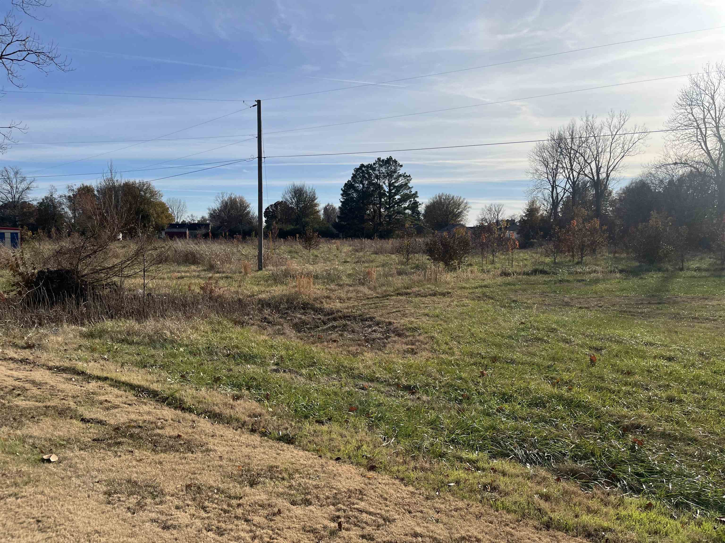 1111  BELL  Trumann, AR