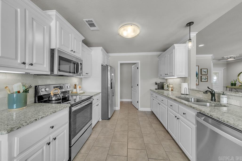 13  Marlin  Austin, AR