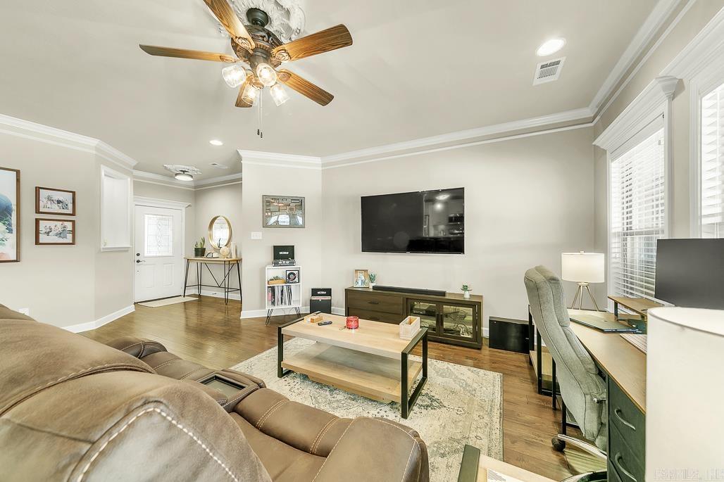 13  Marlin  Austin, AR