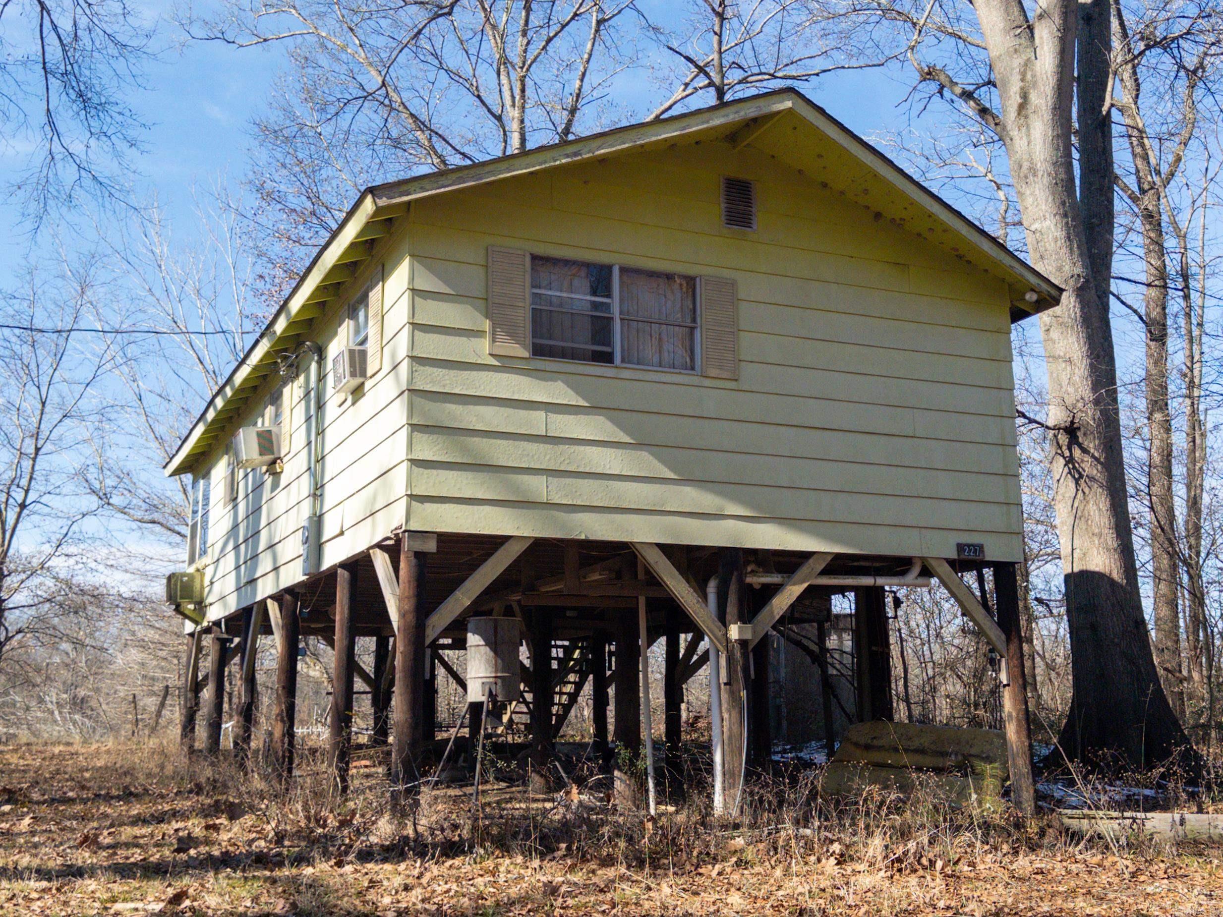 227  Lower Maddox Bay  Holly Grove, AR