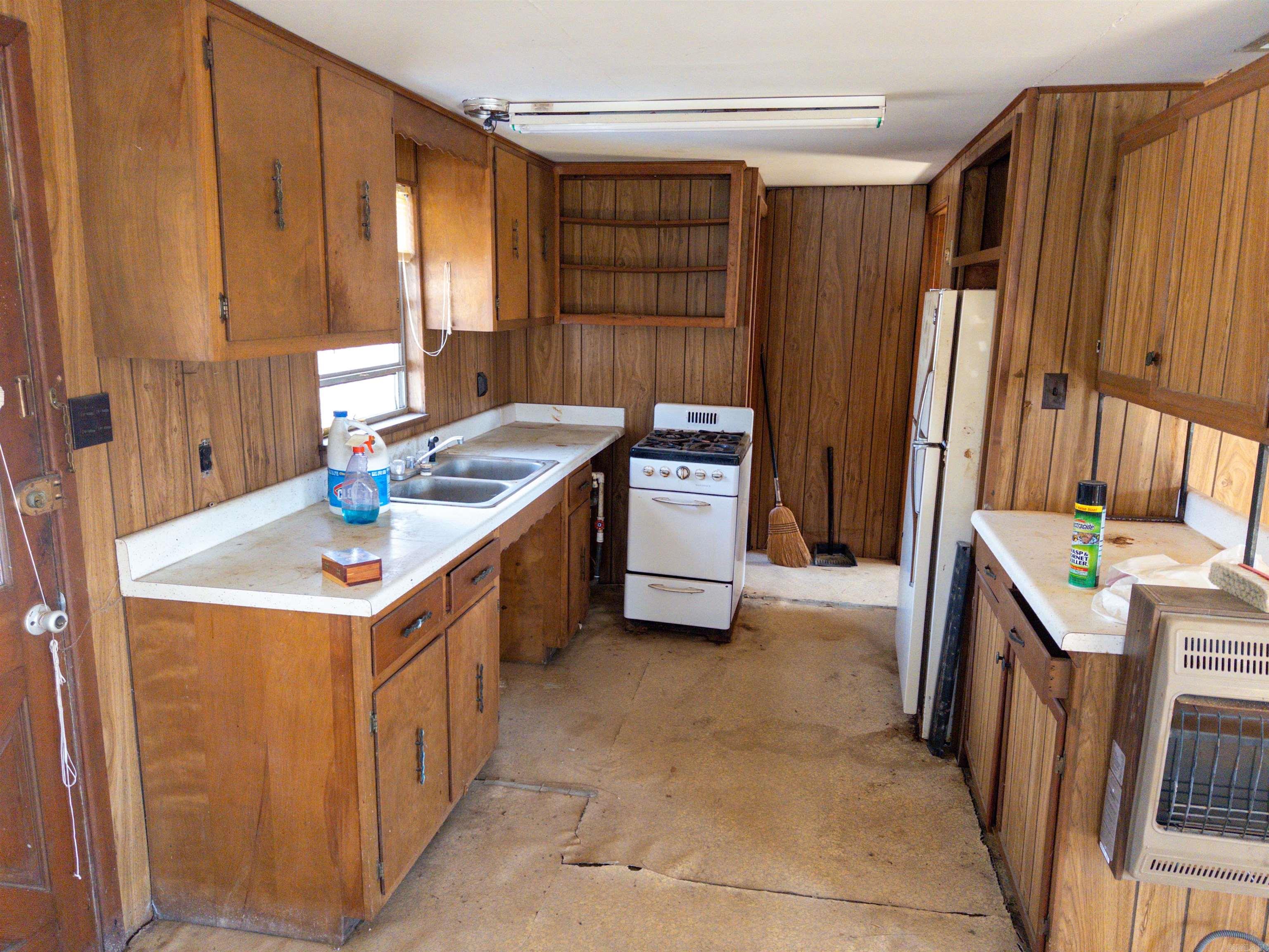 227  Lower Maddox Bay  Holly Grove, AR