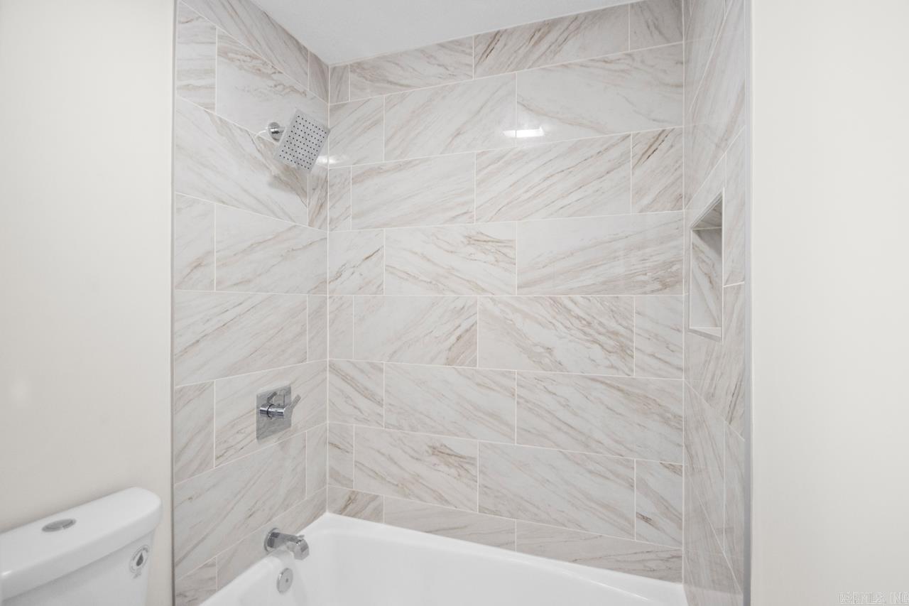 9304  Tanya  Little Rock, AR