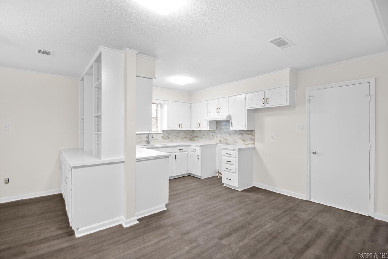 9304  Tanya  Little Rock, AR