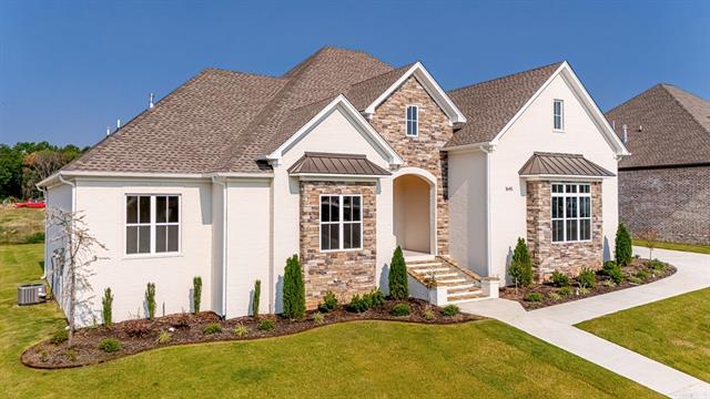 1645  Dolphin  Conway, AR