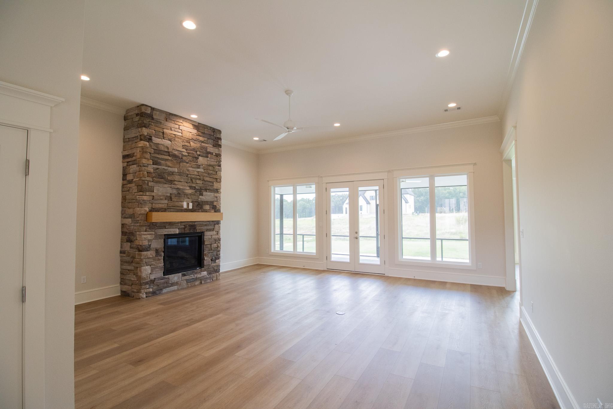 1645 Dolphin Drive Conway, AR 72034