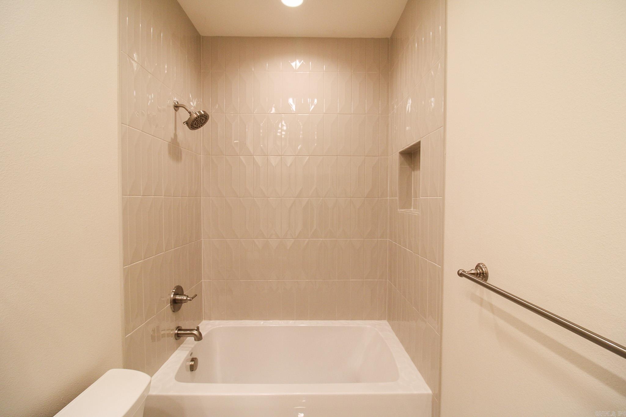 1645 Dolphin  Conway, AR