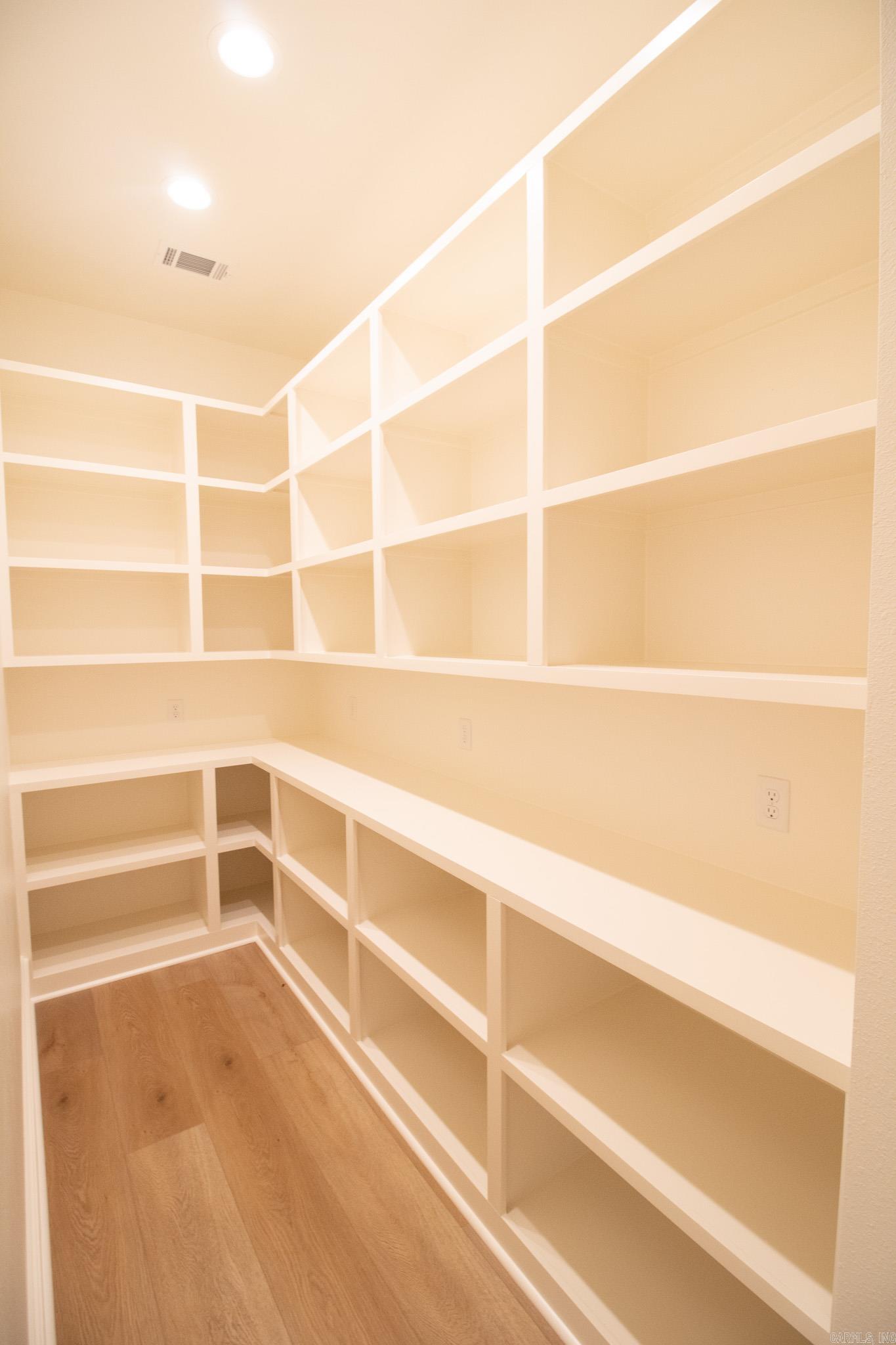 1645 Dolphin  Conway, AR