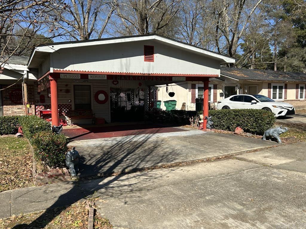 2114  Lakeland  El Dorado, AR