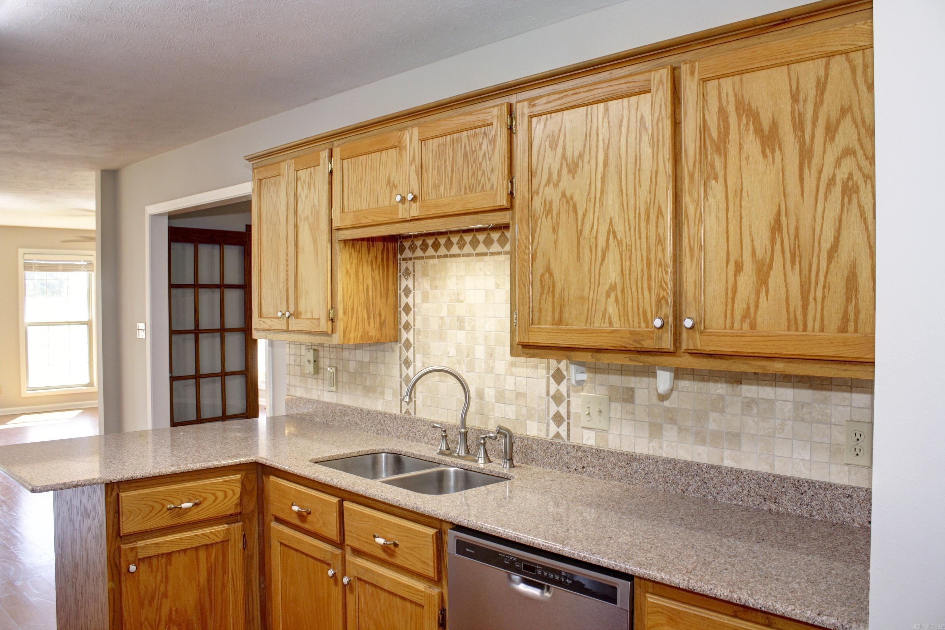 312  Live Oak  Searcy, AR