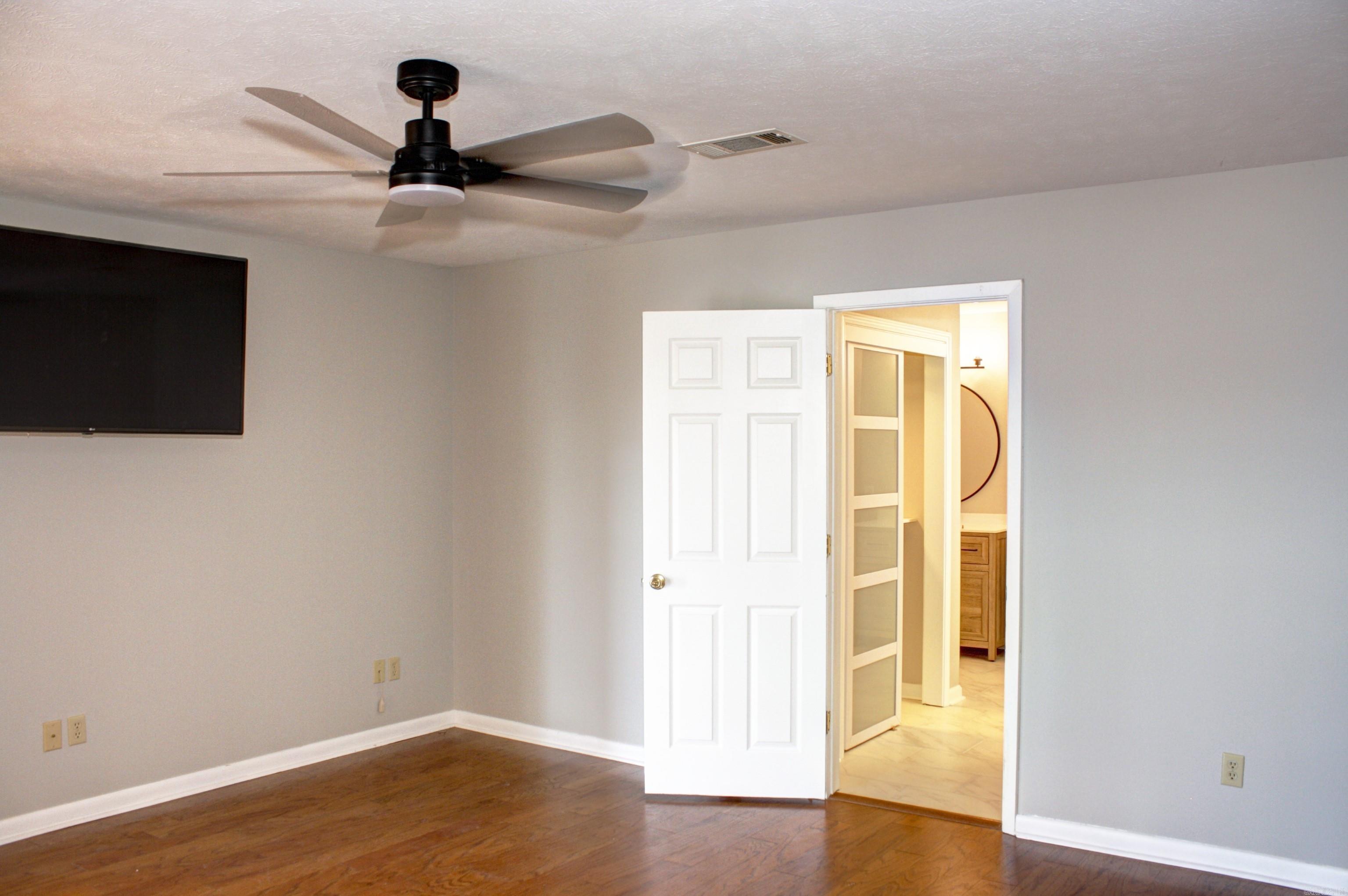 312  Live Oak  Searcy, AR