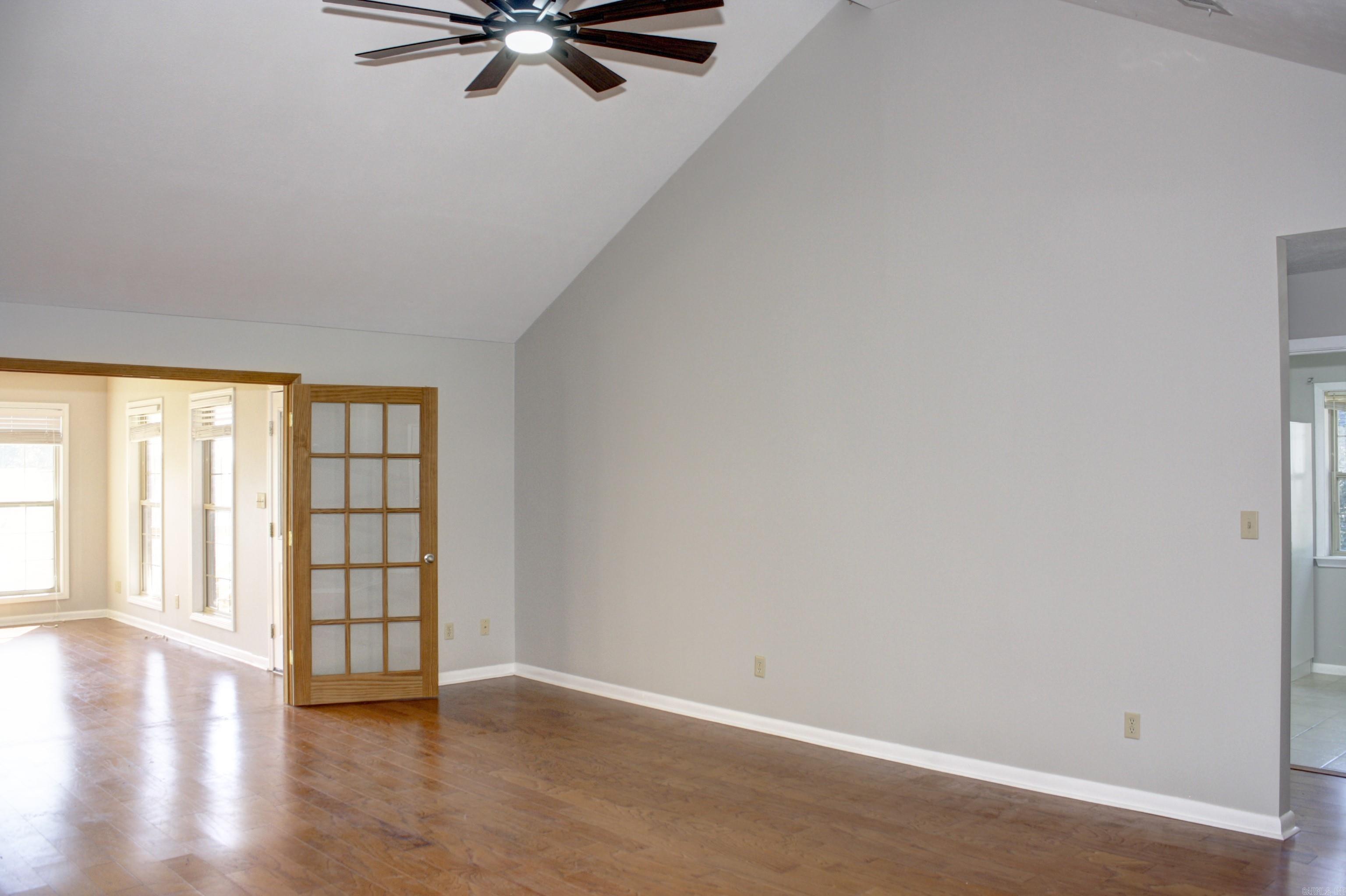 312  Live Oak  Searcy, AR