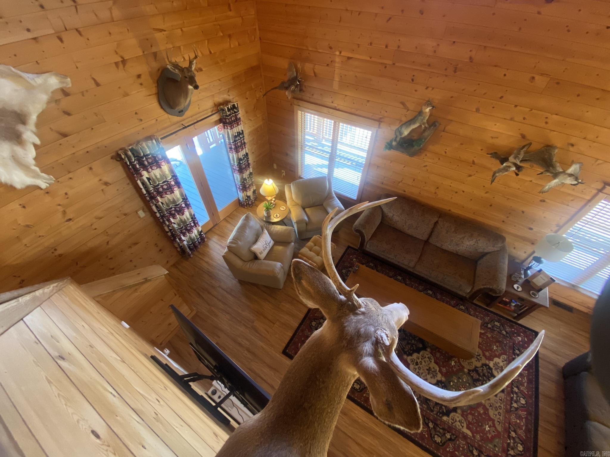 465 S Riverview  Mountain View, AR