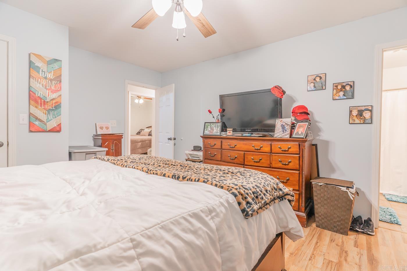 907  Redwood  Paragould, AR