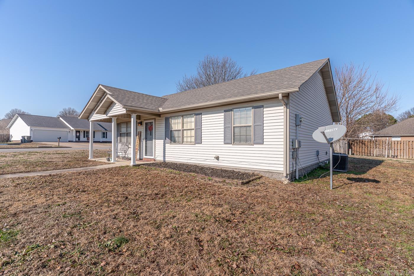 907  Redwood  Paragould, AR