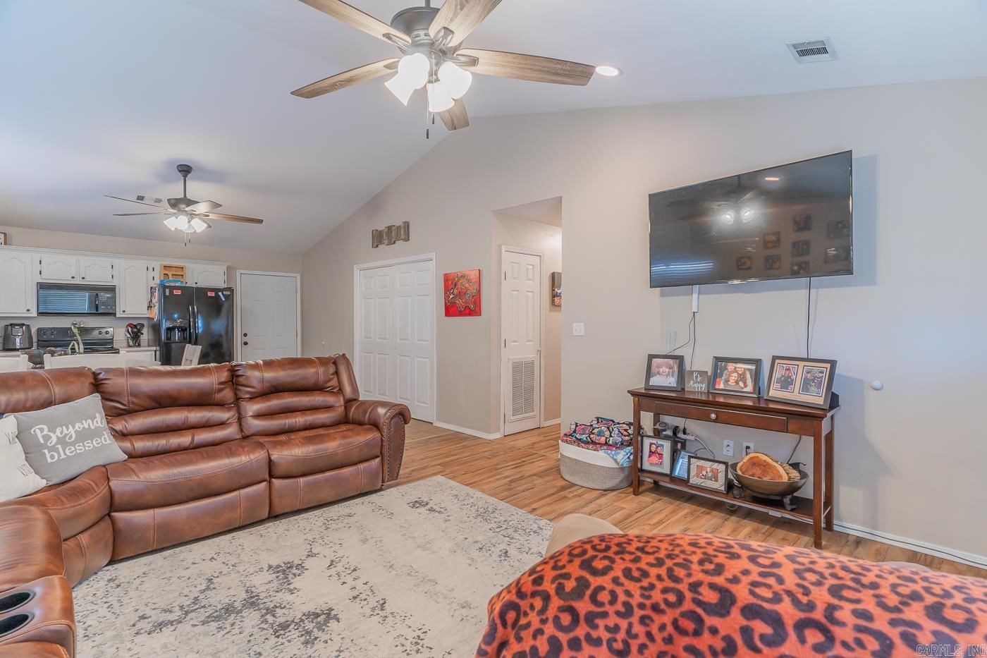 907  Redwood  Paragould, AR