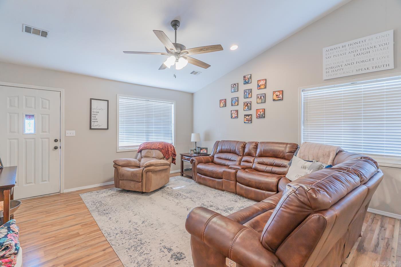 907  Redwood  Paragould, AR