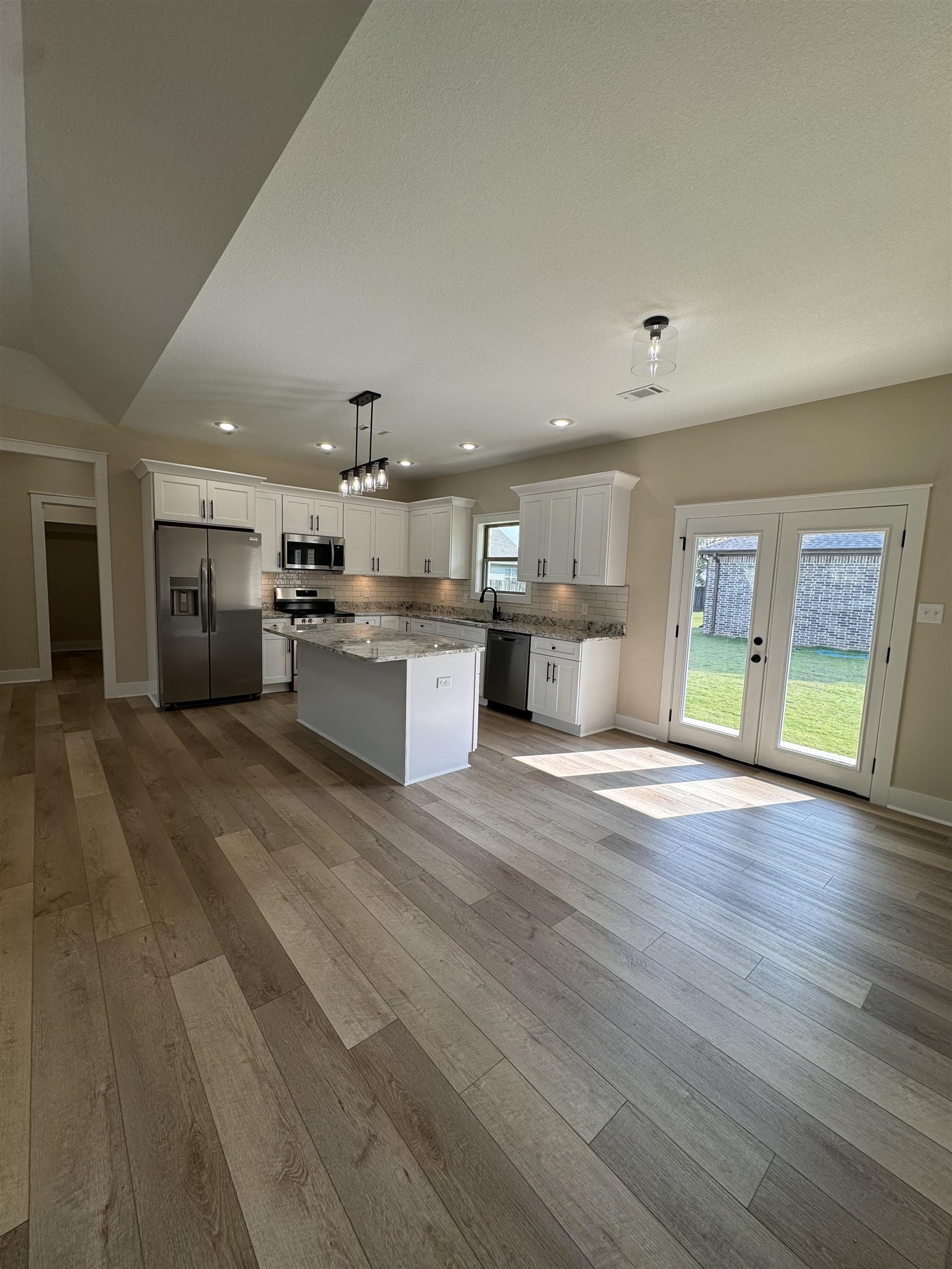 100  Lenford  Bono, AR
