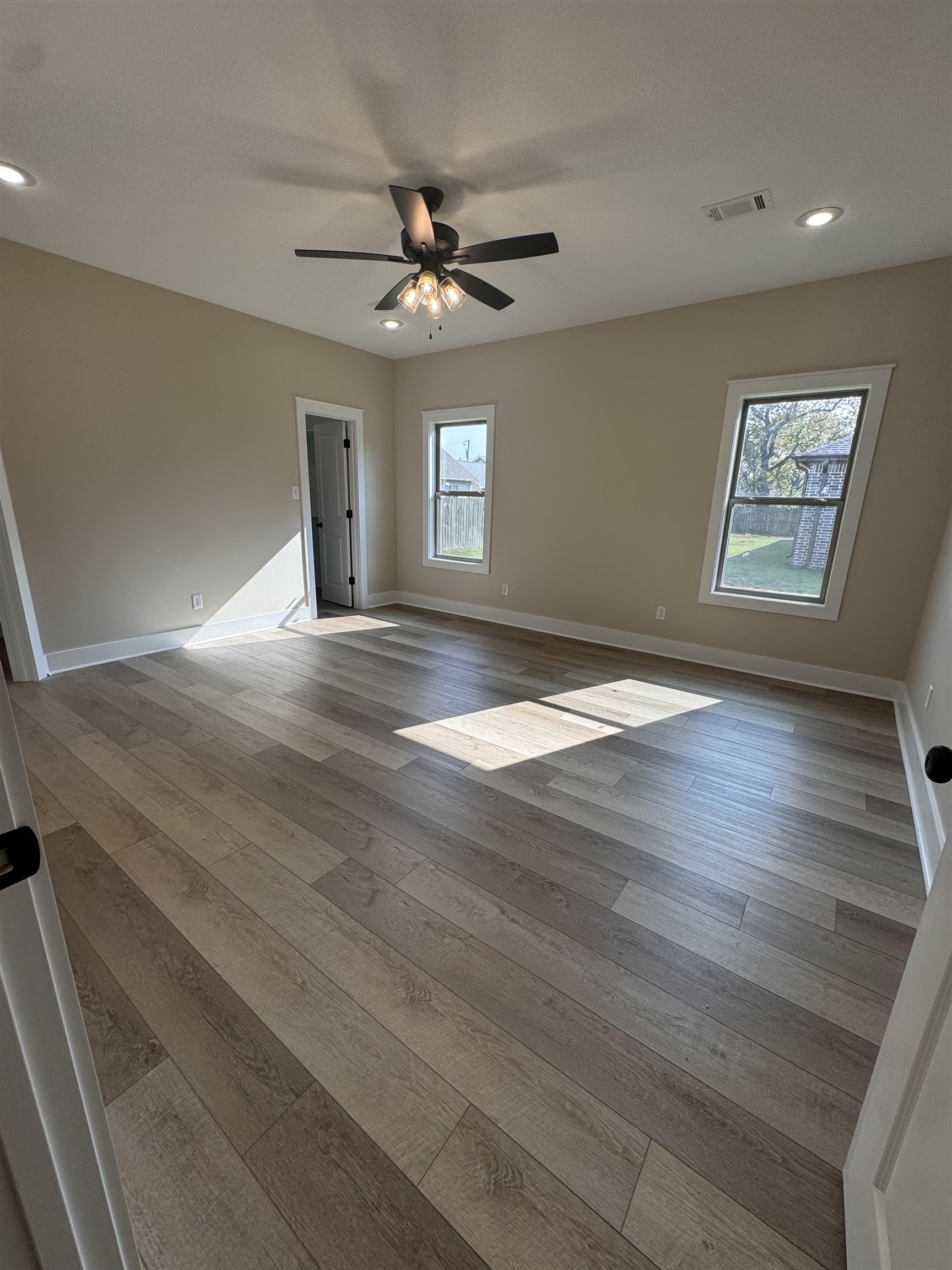 100  Lenford  Bono, AR