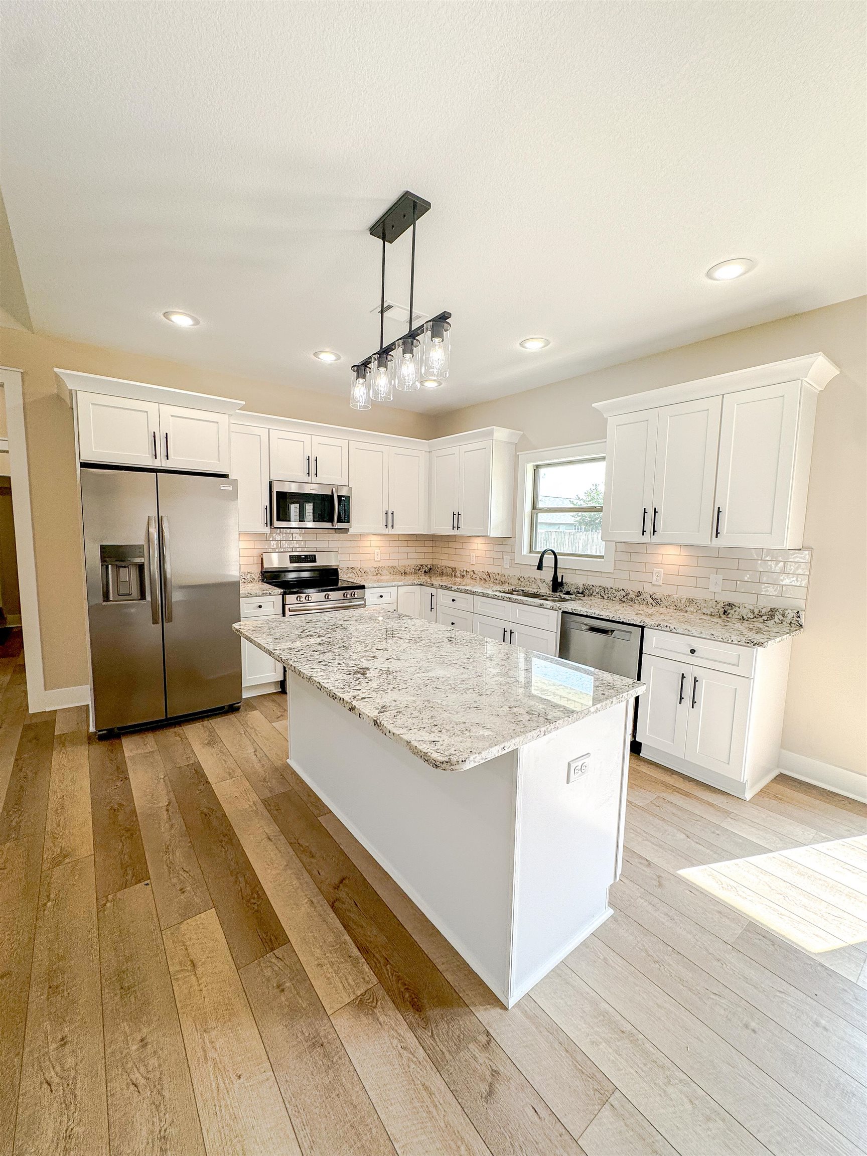 100  Lenford  Bono, AR