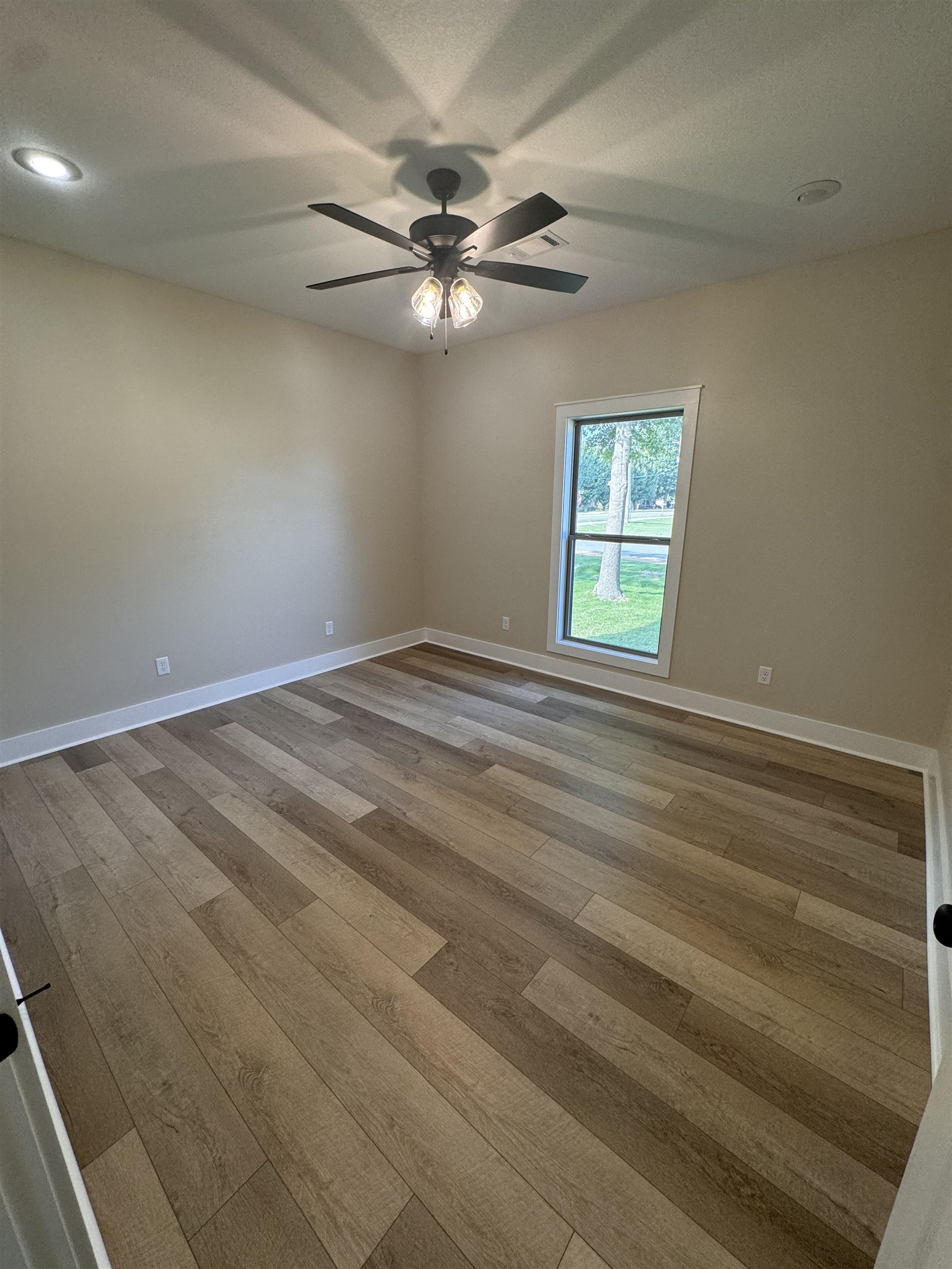 100  Lenford  Bono, AR