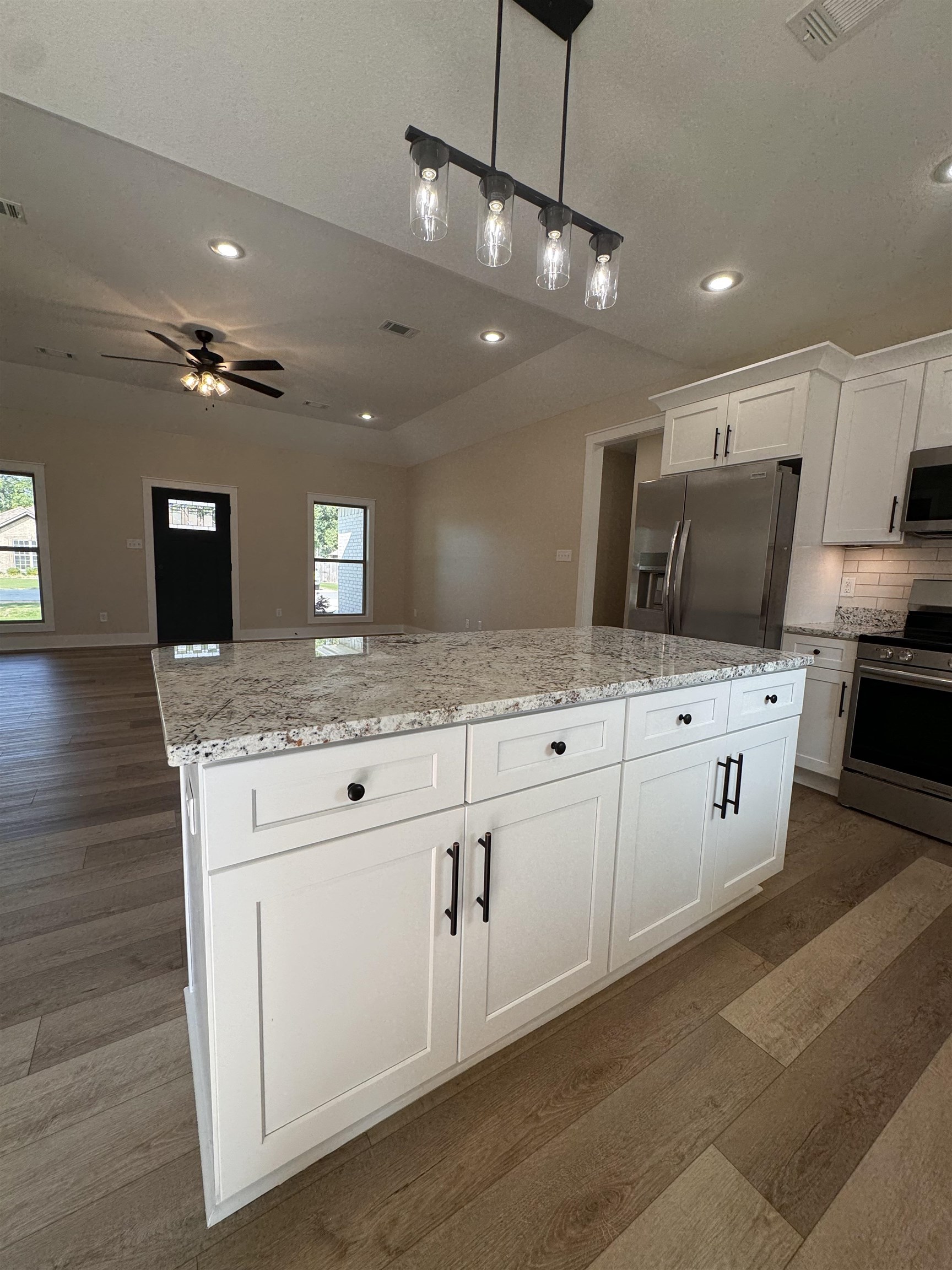 100  Lenford  Bono, AR