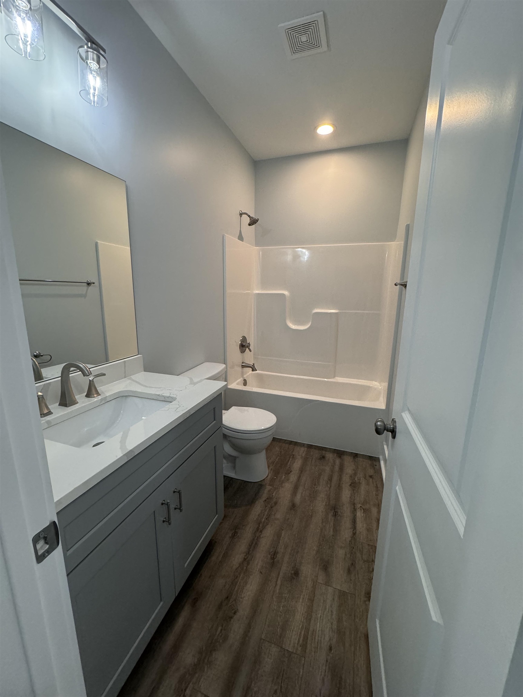 210 E College  Bono, AR
