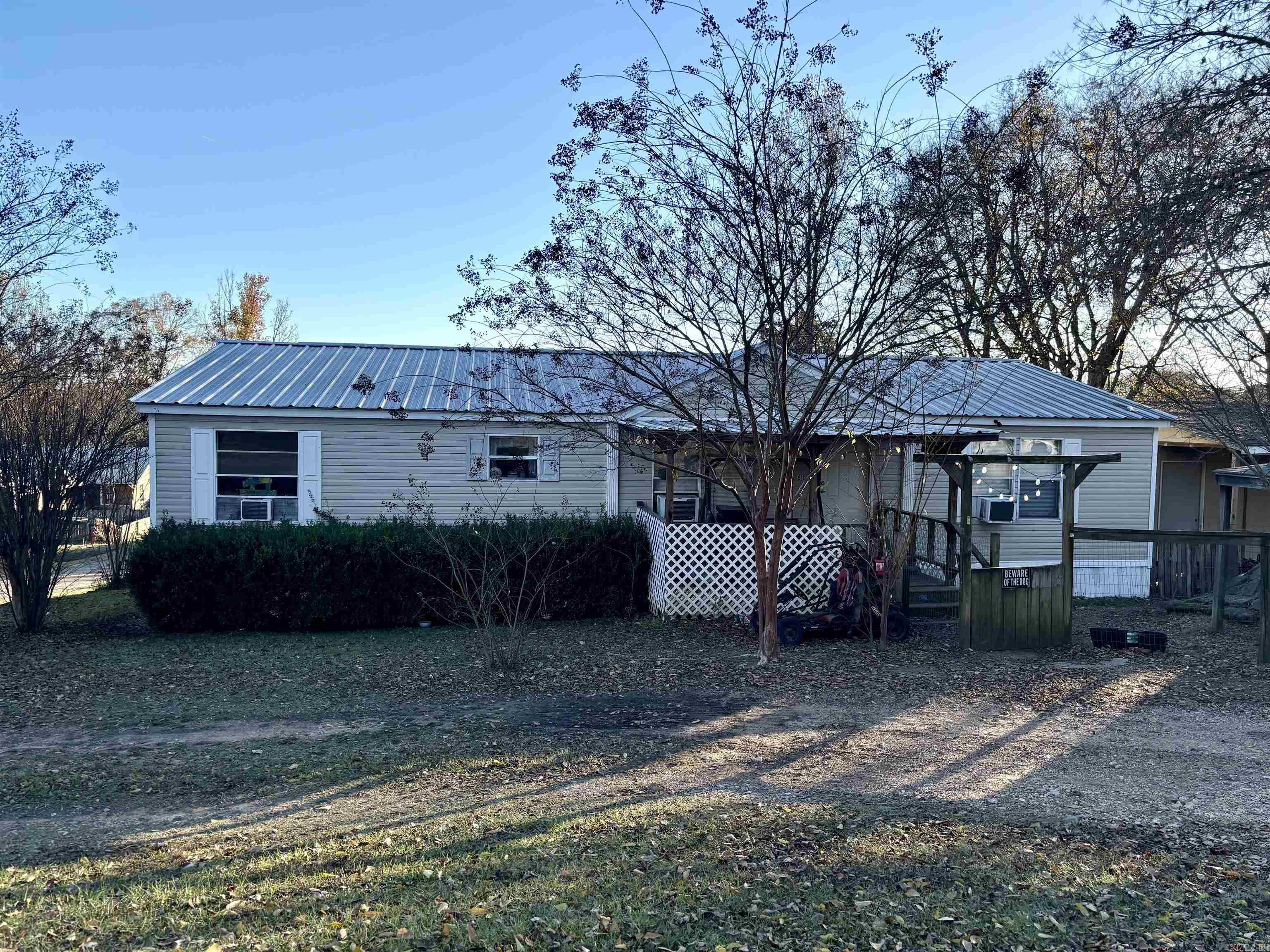 507 W 1st  Dierks, AR