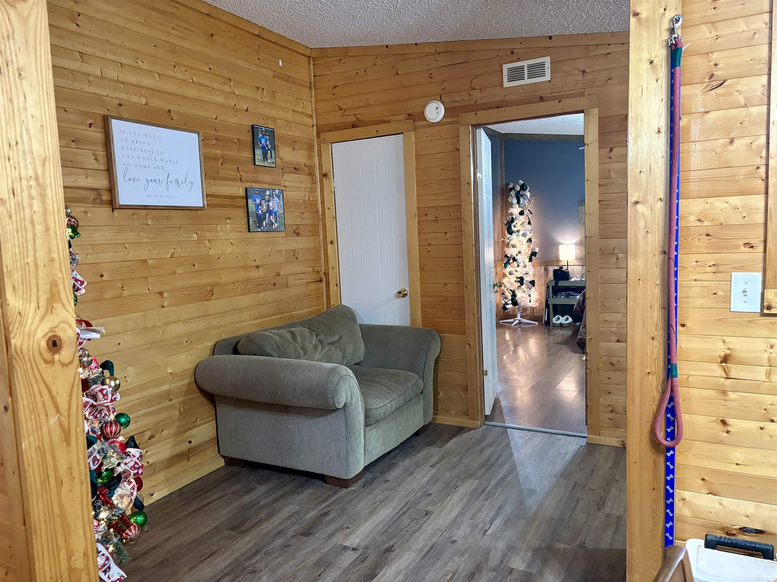 507 W 1st  Dierks, AR