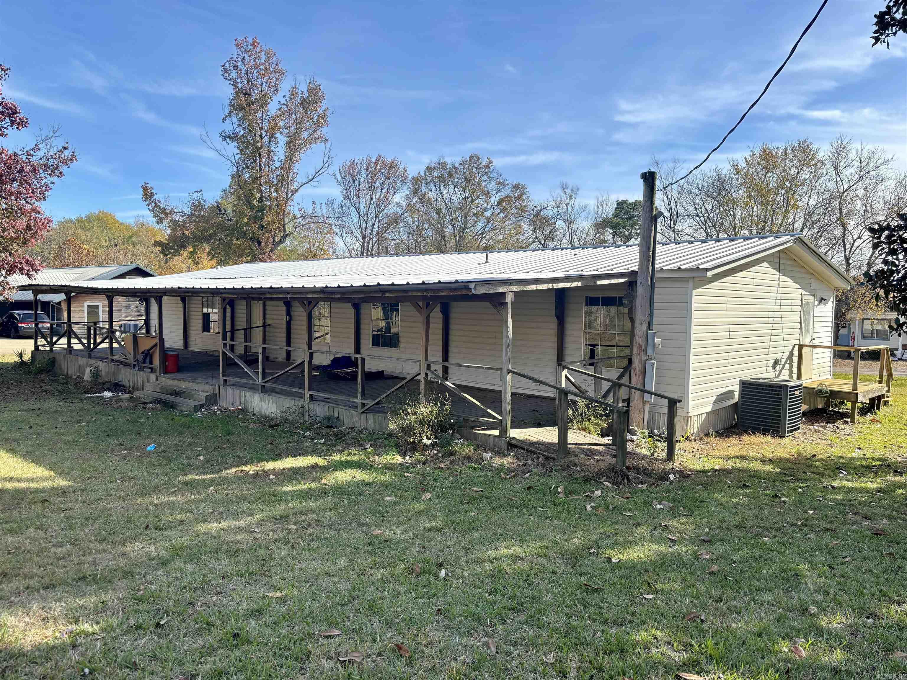 507 W 1st  Dierks, AR