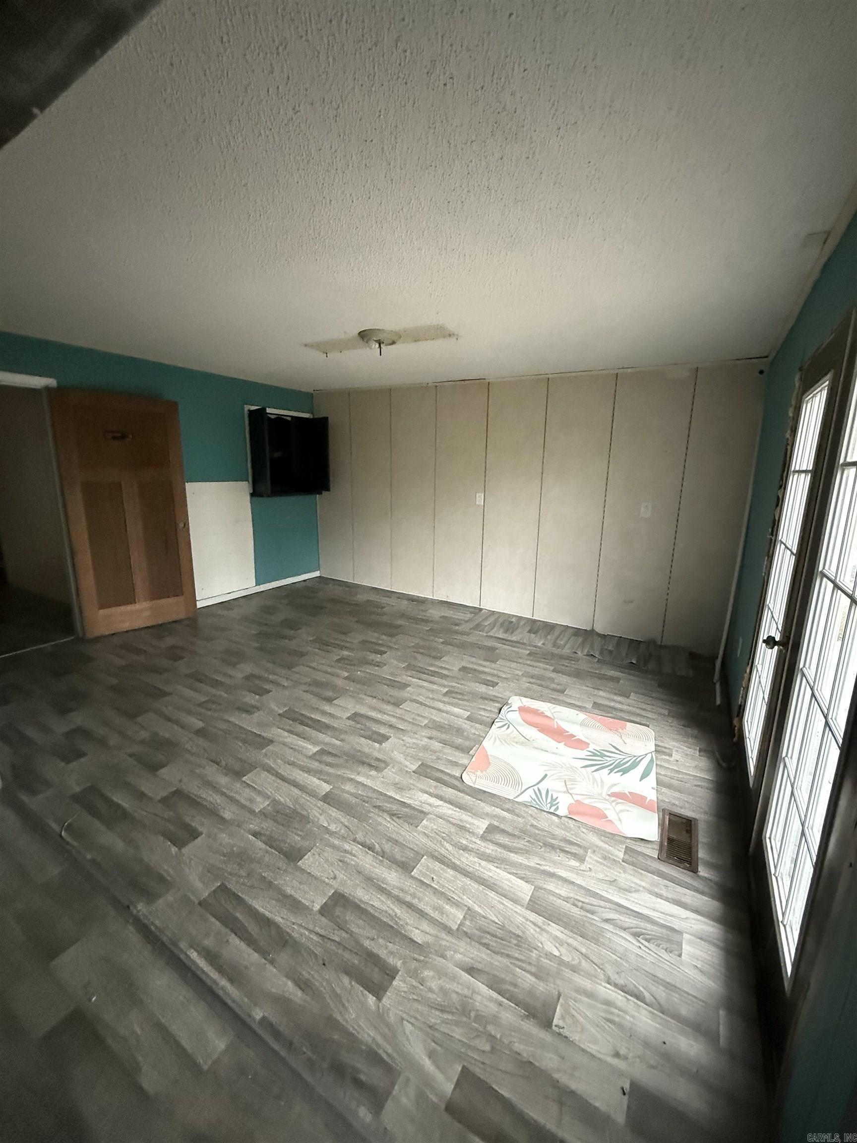 14704  Highway 107 2 Commercial Buildings Gravel Ridge, AR