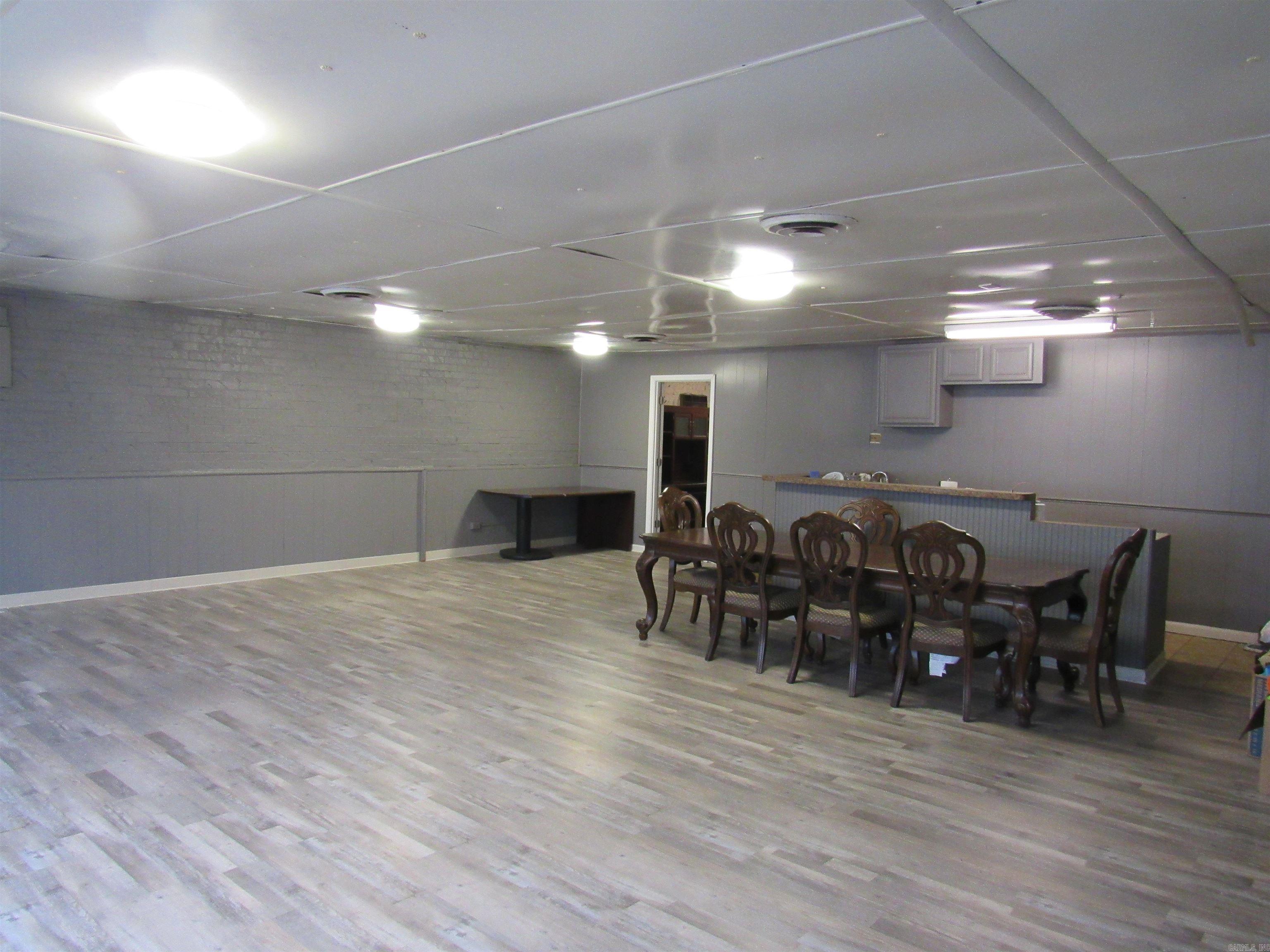 1400  John Harden Formerly Aps Seafood Restaurant Jacksonville, AR