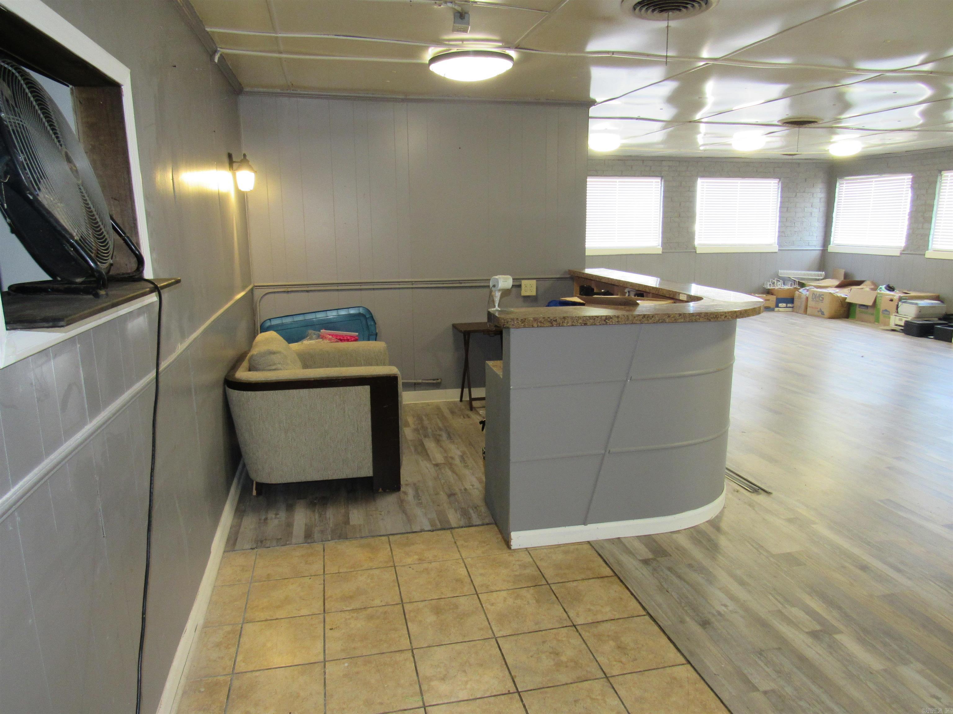 1400  John Harden Formerly Aps Seafood Restaurant Jacksonville, AR