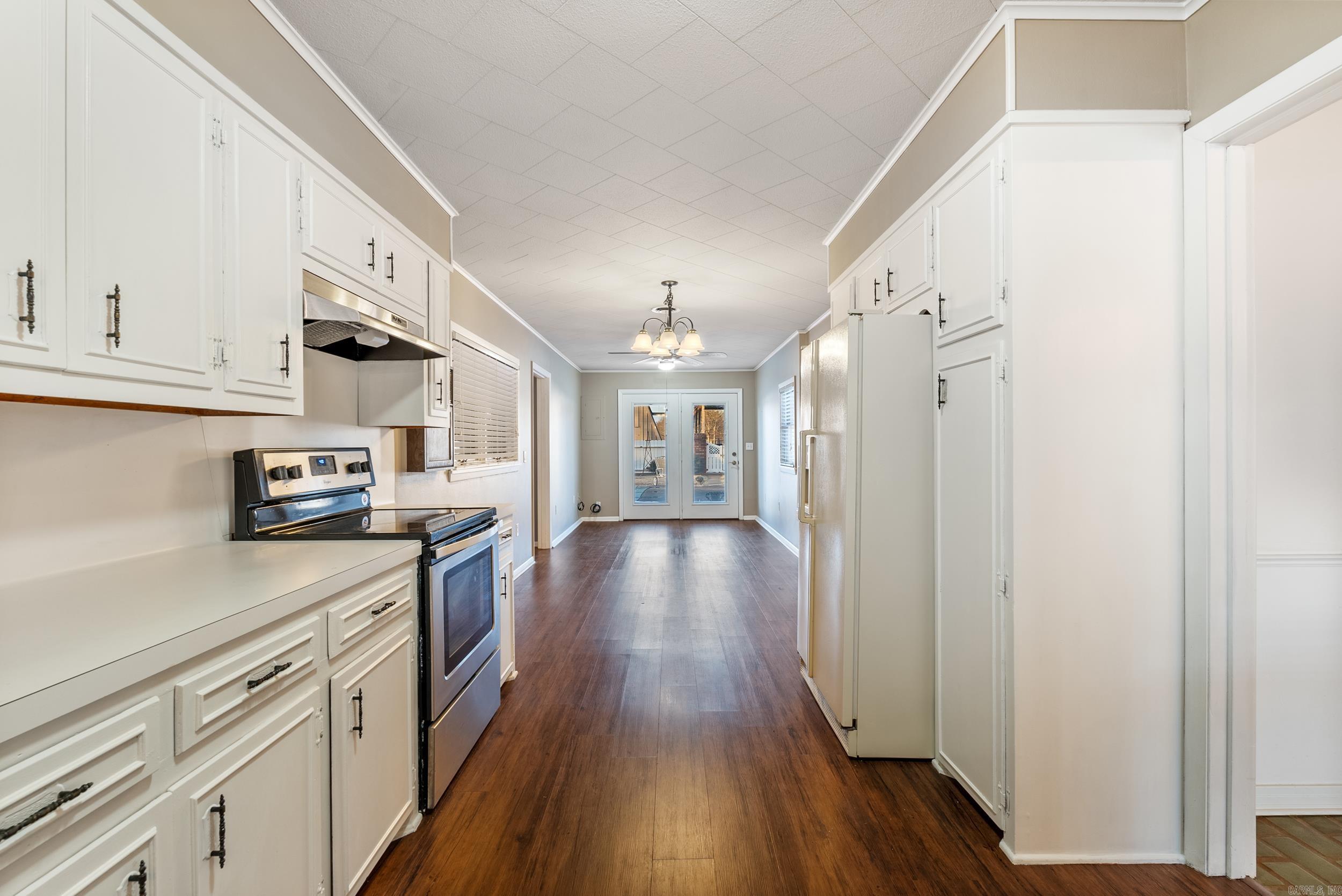 208 W Crowly Street  Hazen, AR