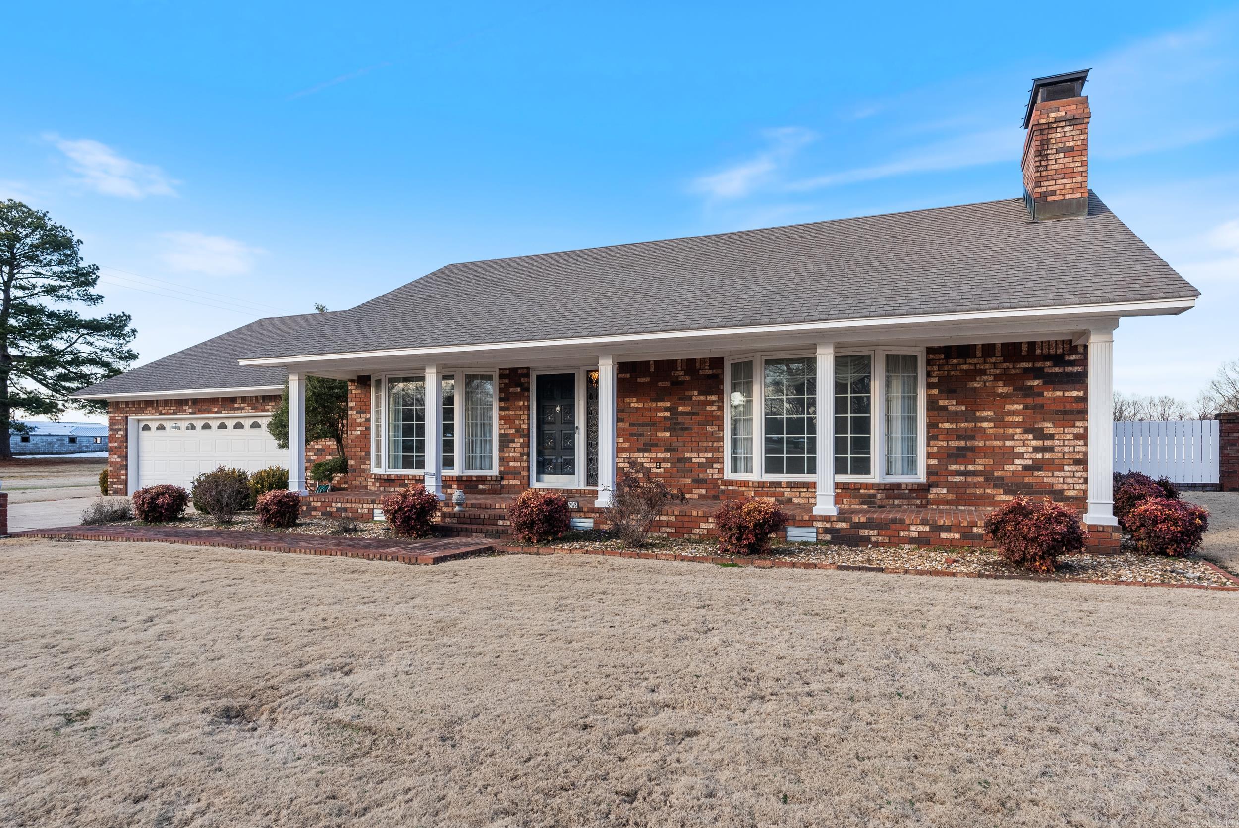 208 W Crowly Street  Hazen, AR