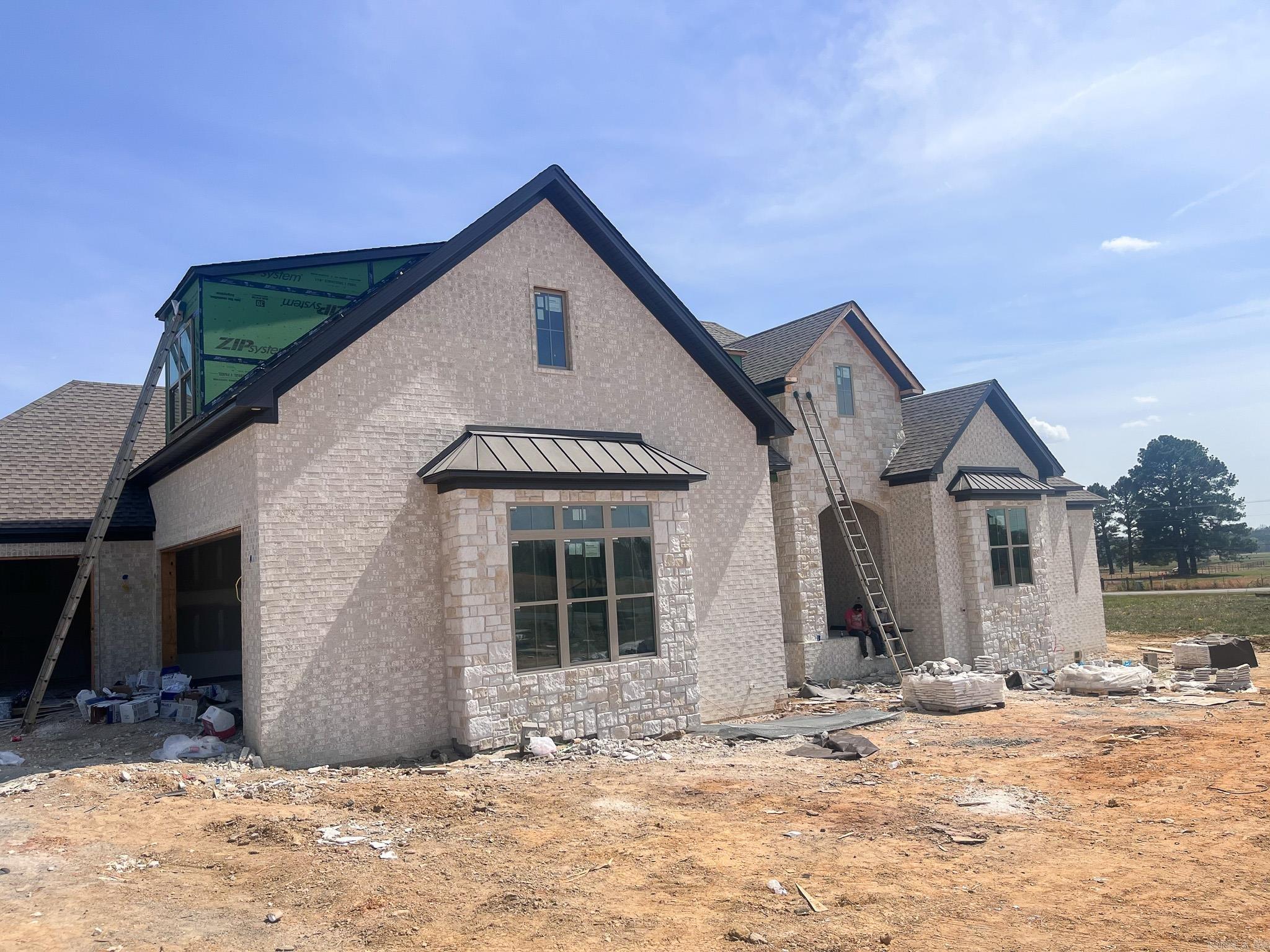 12  Highland  Greenbrier, AR