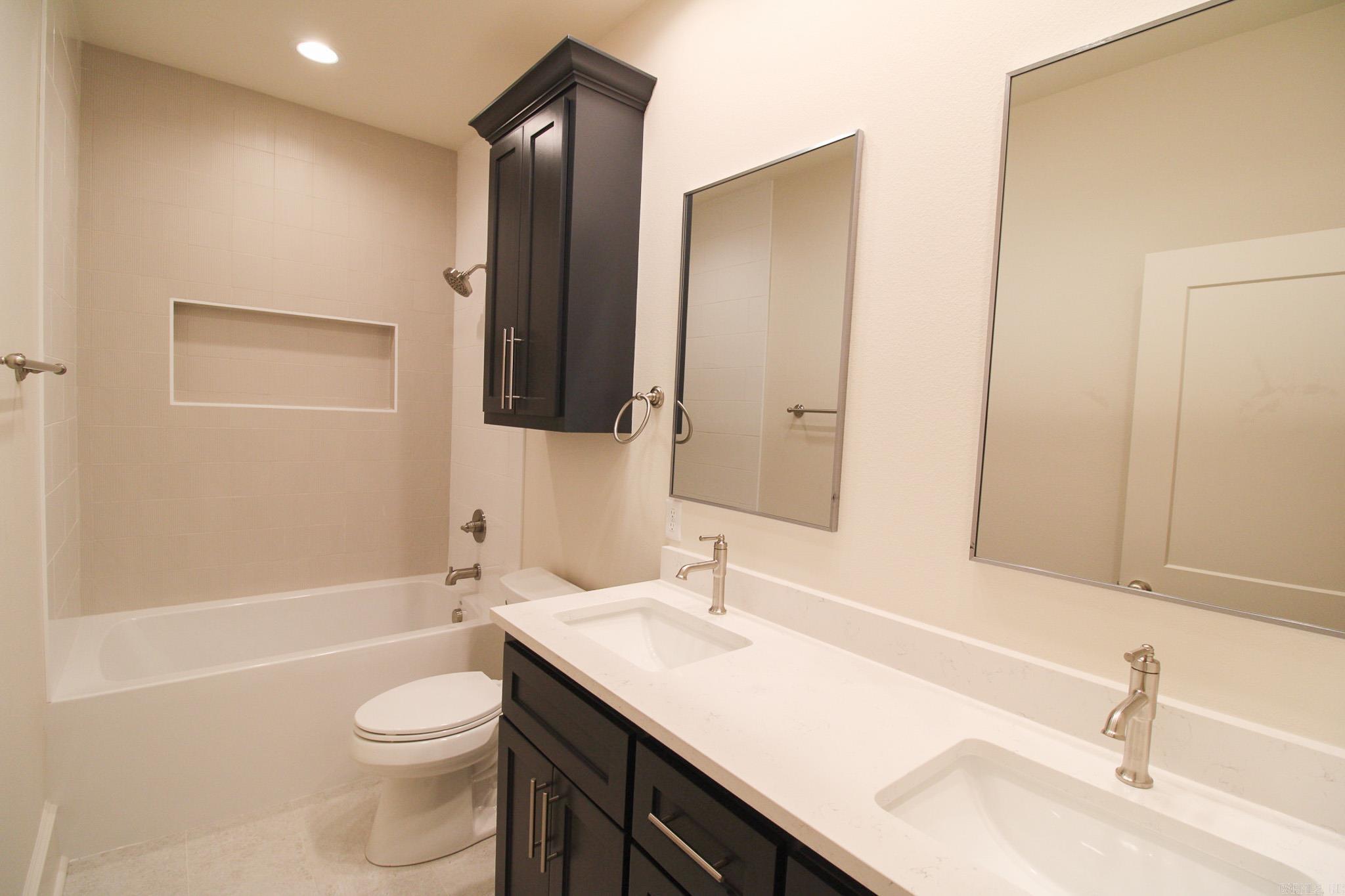 12 Highland  Greenbrier, AR