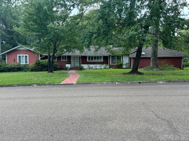 601 E 15th  El Dorado, AR