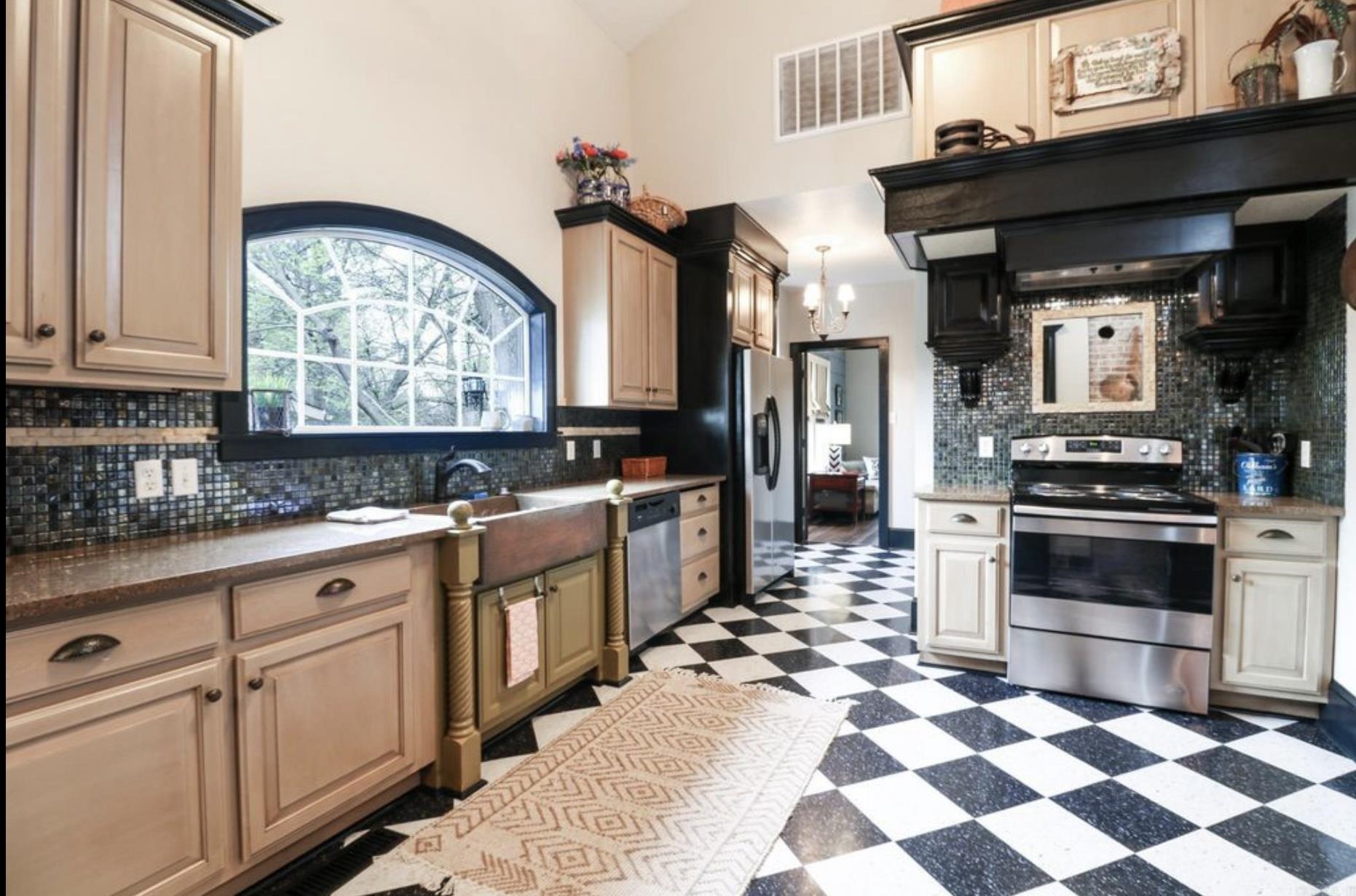 517 W Thomas  Jonesboro, AR