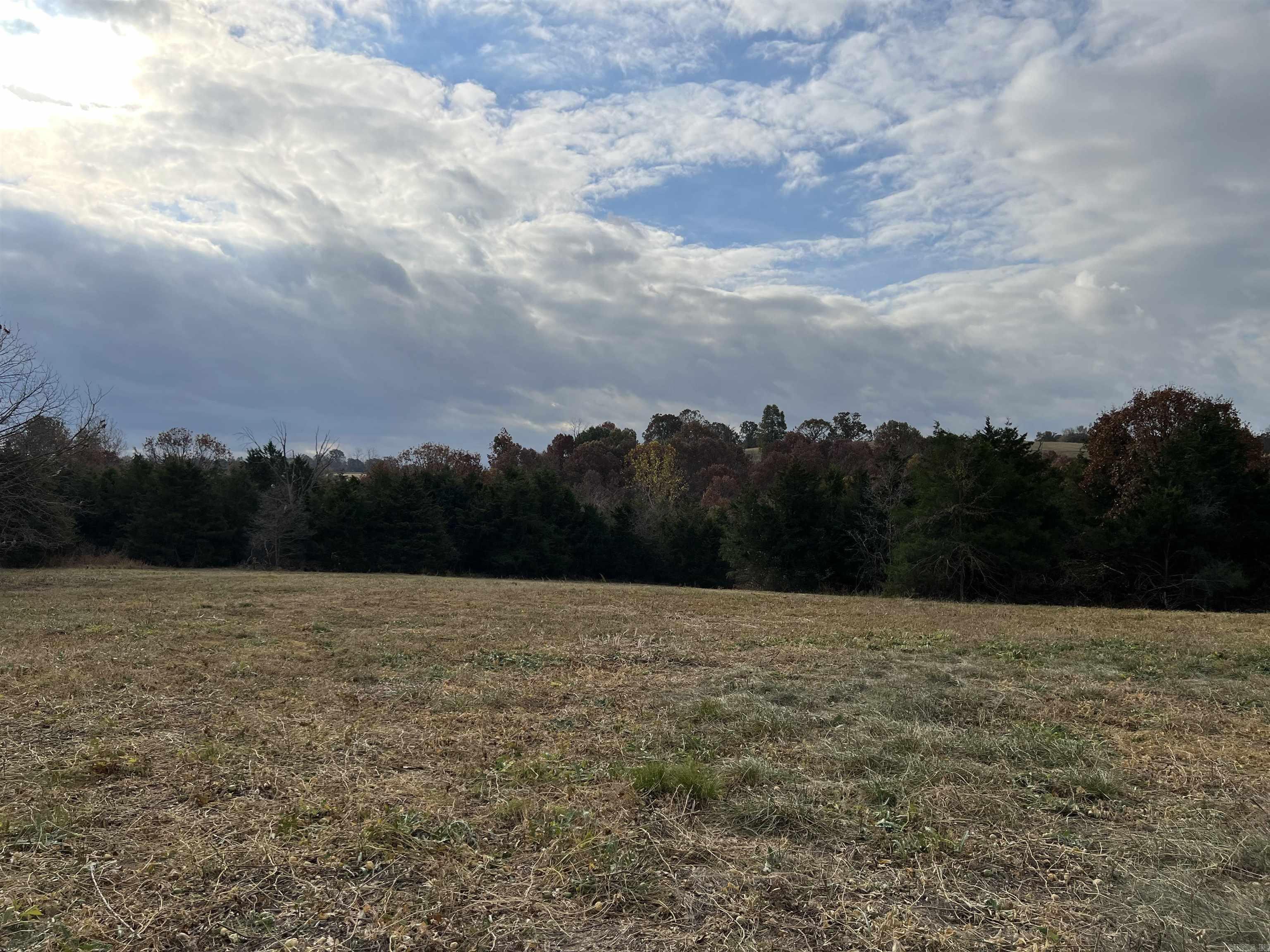 2758 N Center Loop  Harrison, AR