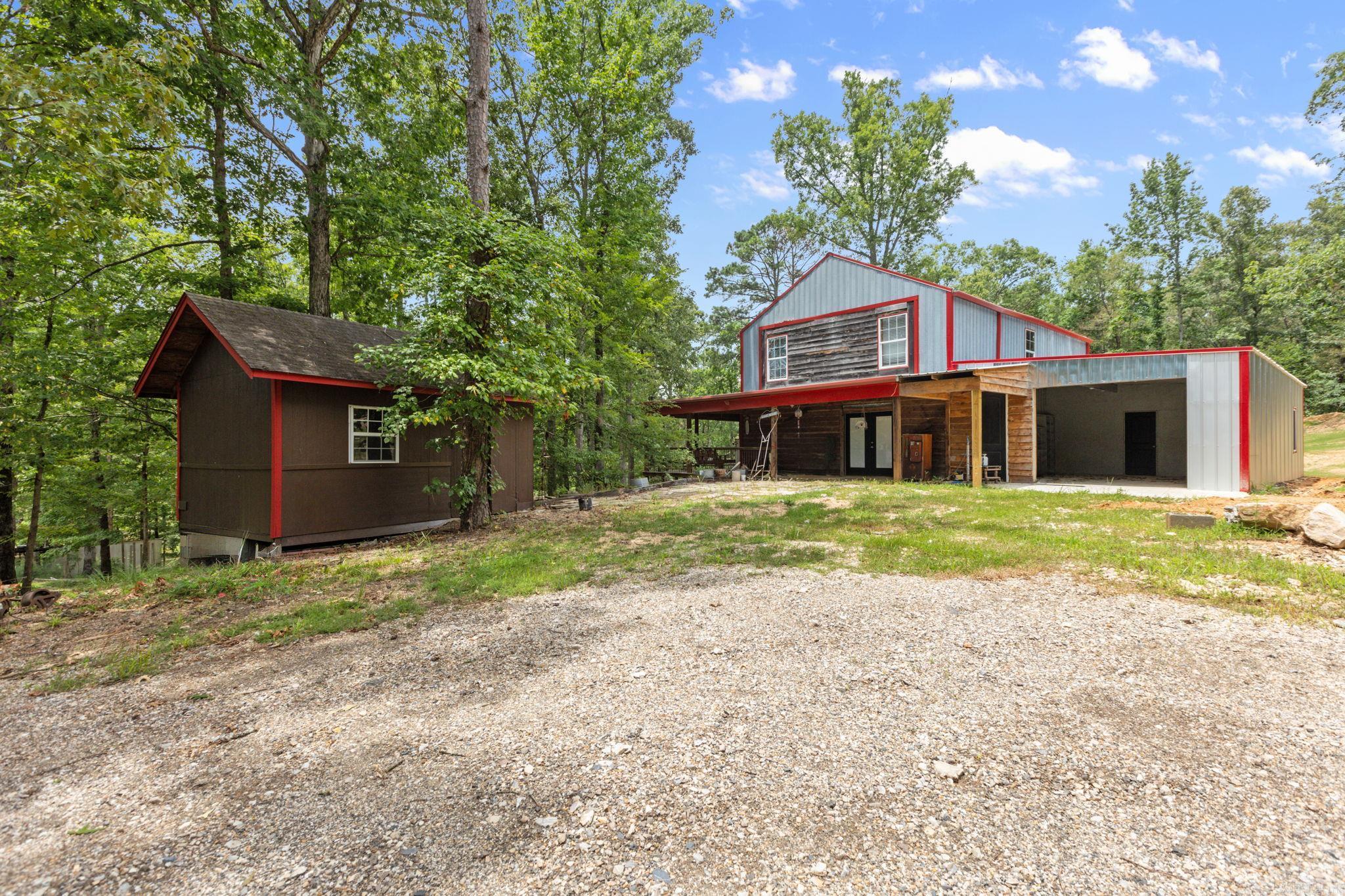 7915  Rolling Manor  Benton, AR