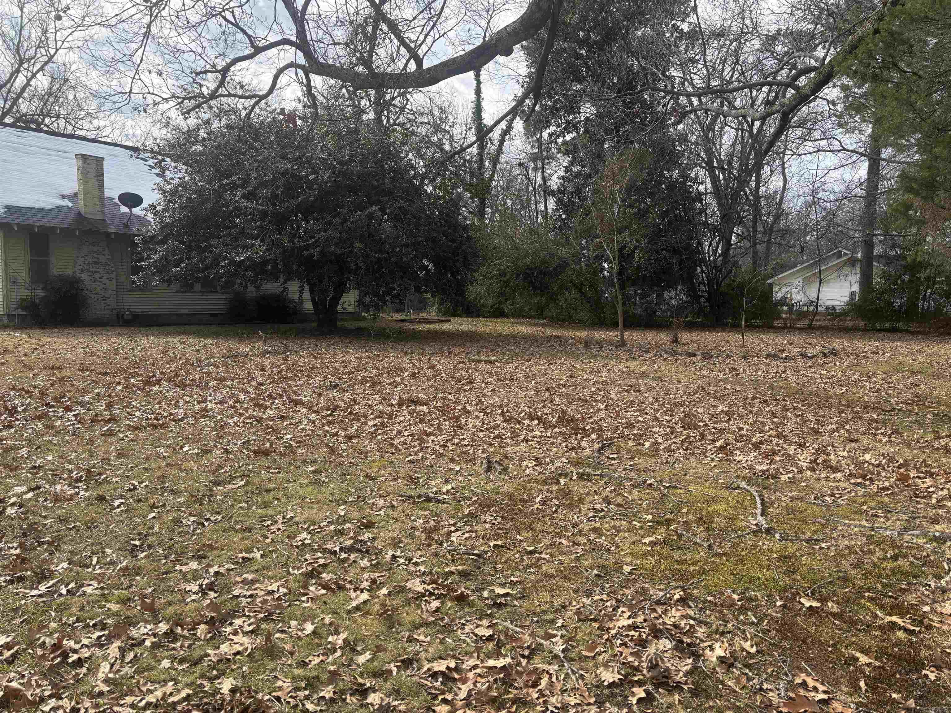 516  Park  Lonoke, AR