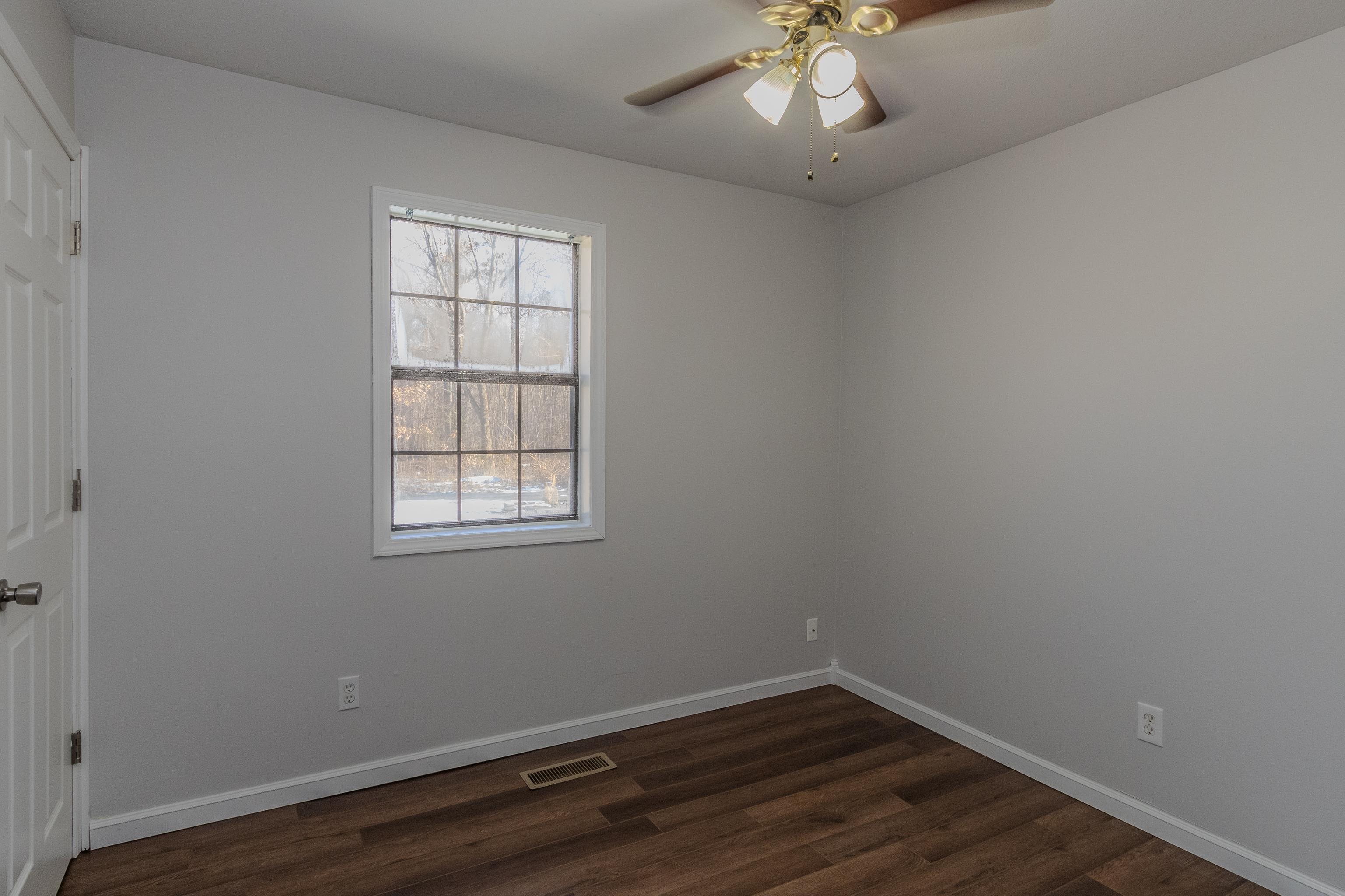 401 N 15TH AVE  Paragould, AR
