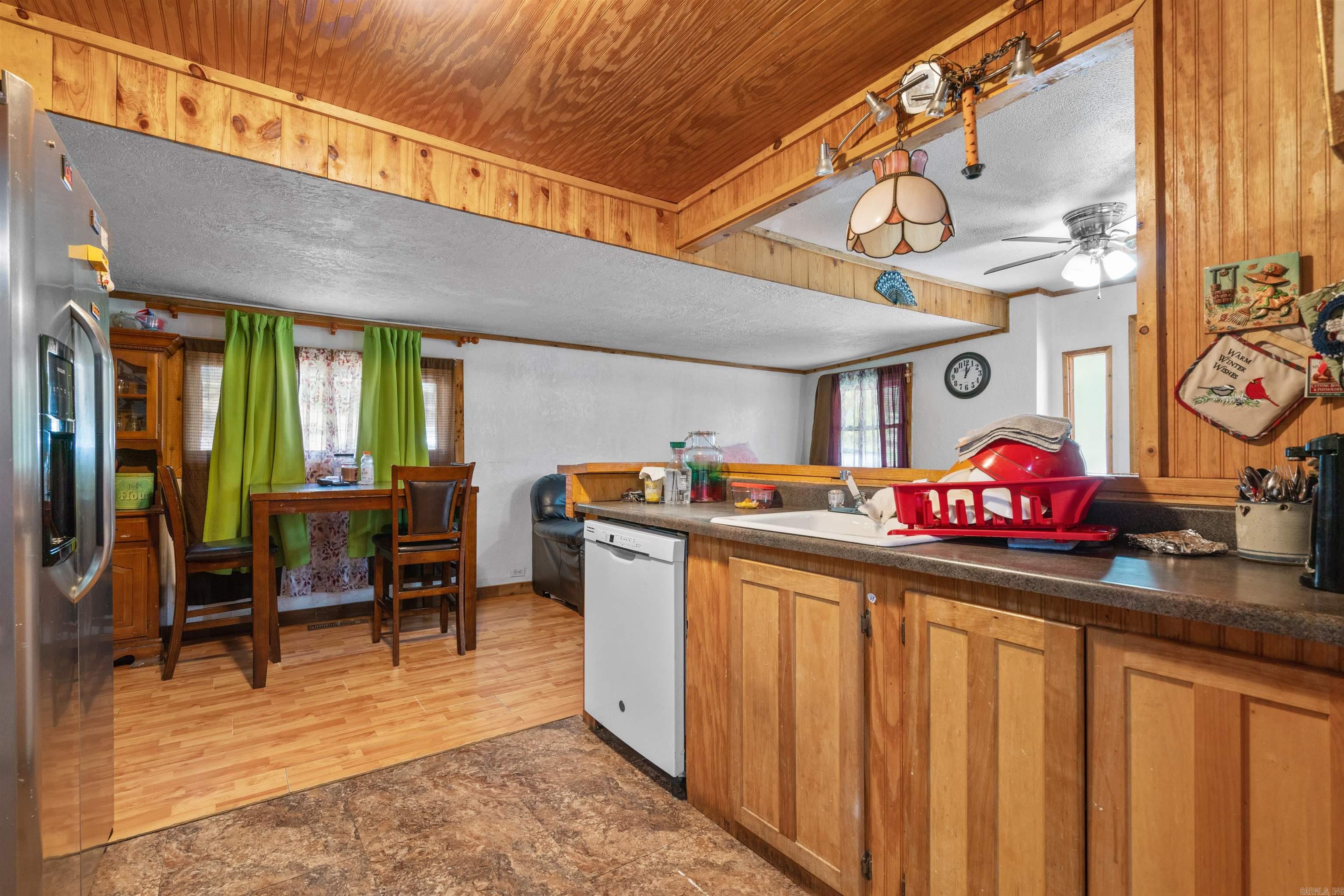 598 & 600  Timberlake  Royal, AR