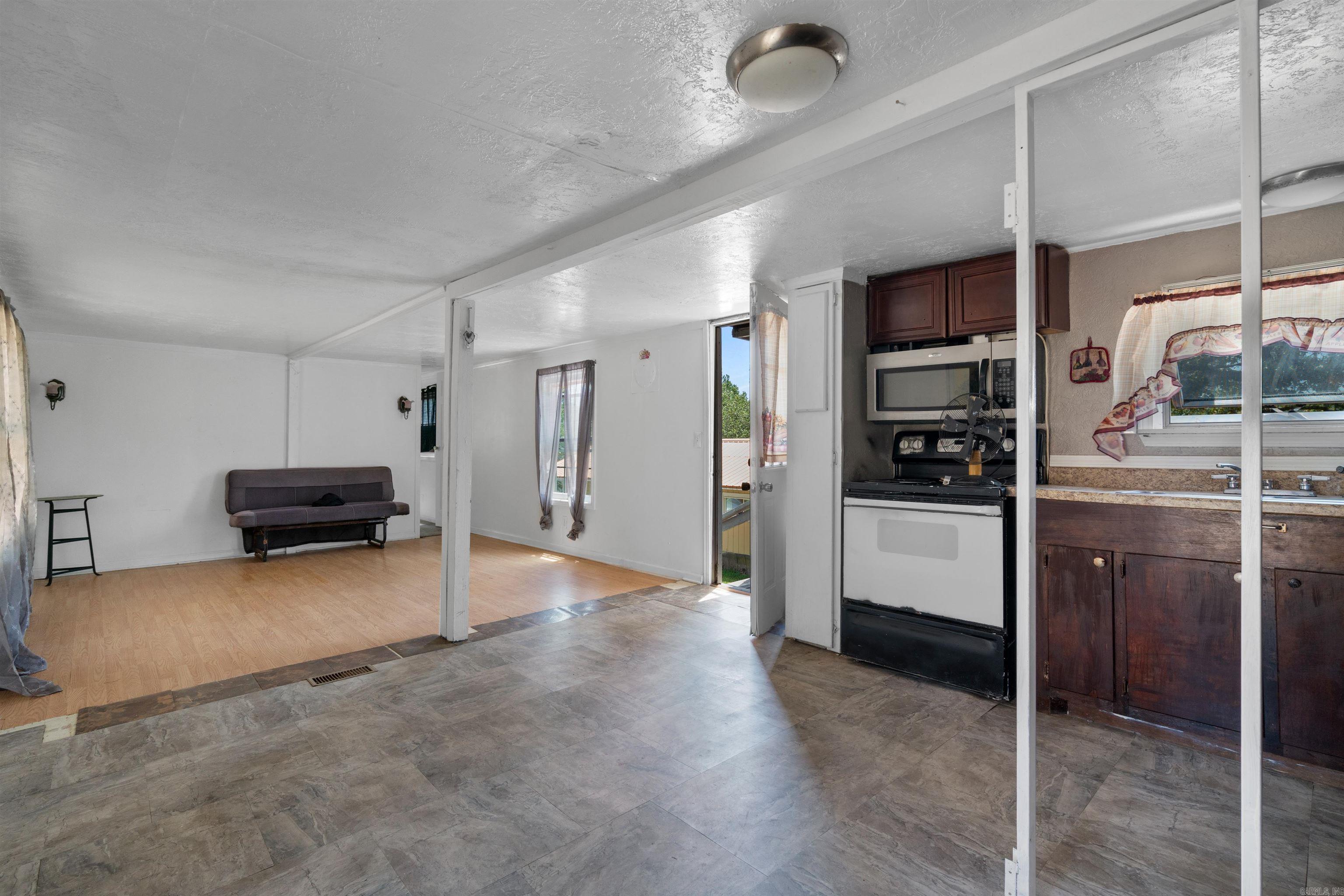 598 & 600  Timberlake  Royal, AR