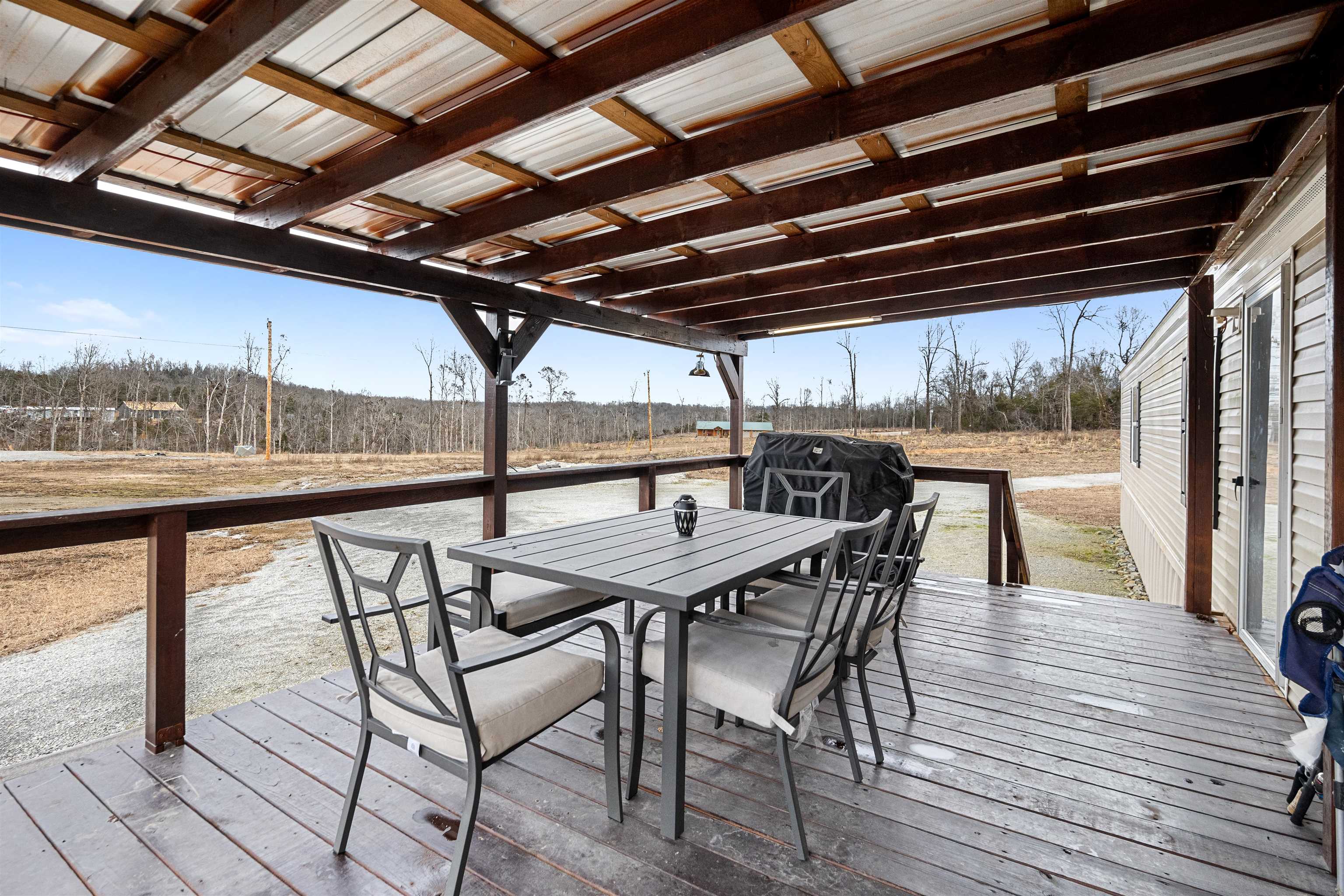 464  CR 153  Elizabeth, AR