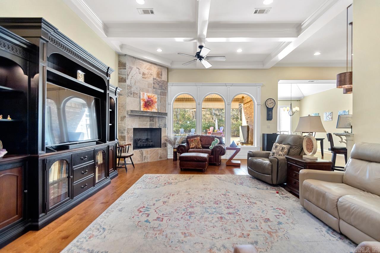 6575  Westminster  Benton, AR