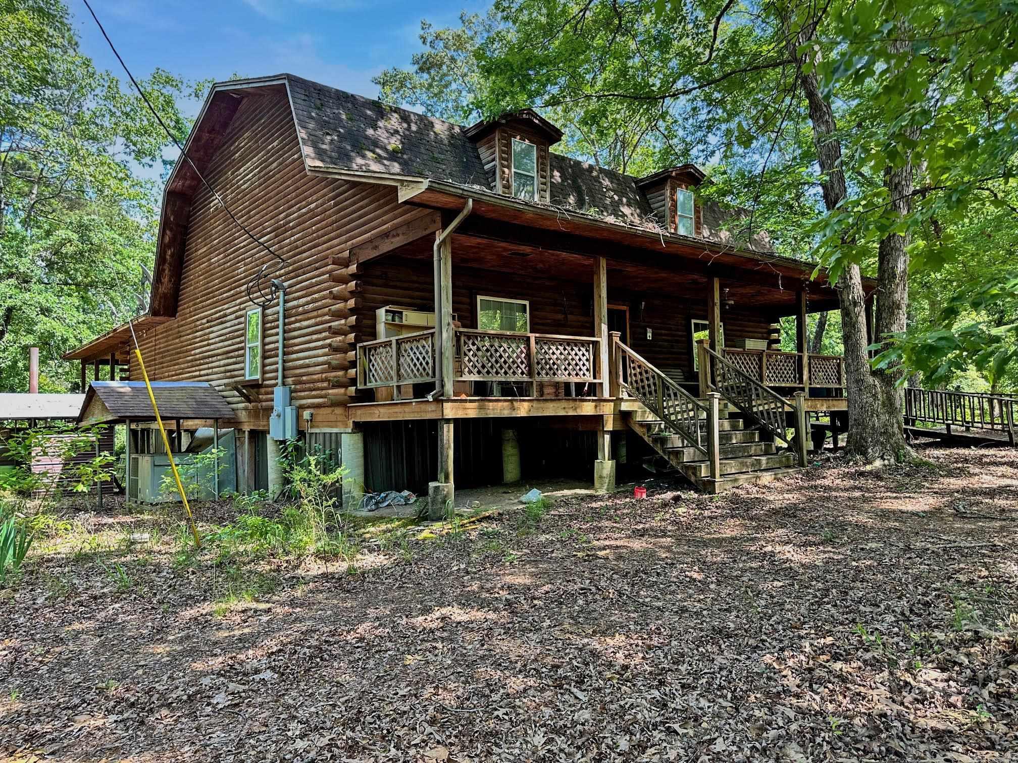 650 GOLDEN Trail Malvern, AR 72104