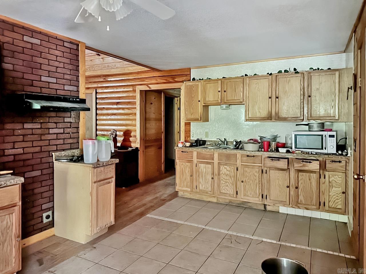 650 GOLDEN Trail Malvern, AR 72104