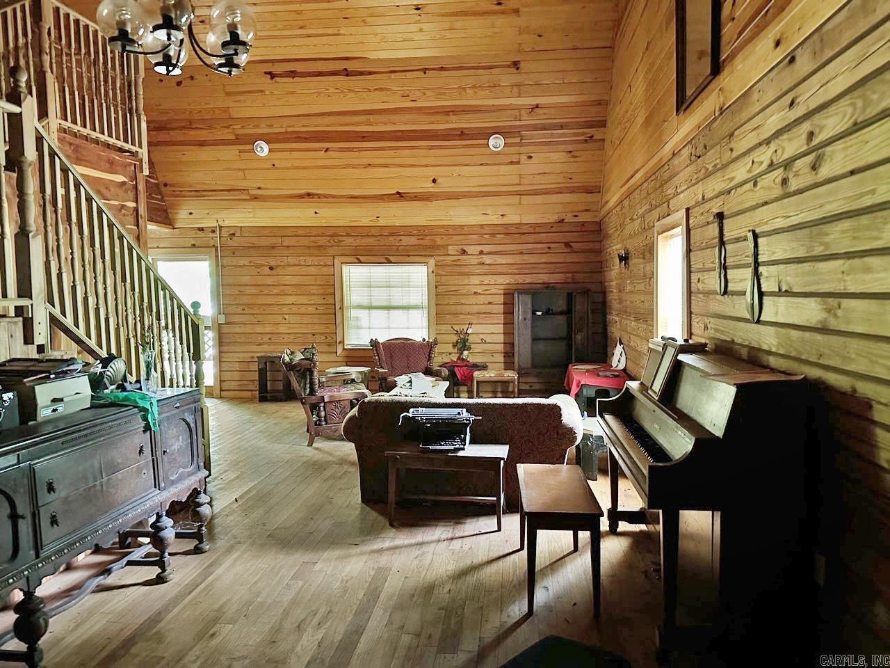 650 GOLDEN Trail Malvern, AR 72104