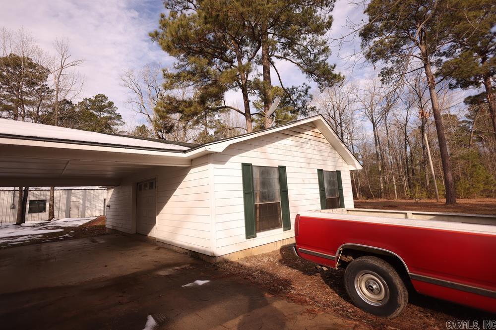 21517  Randolph Road  Hensley, AR